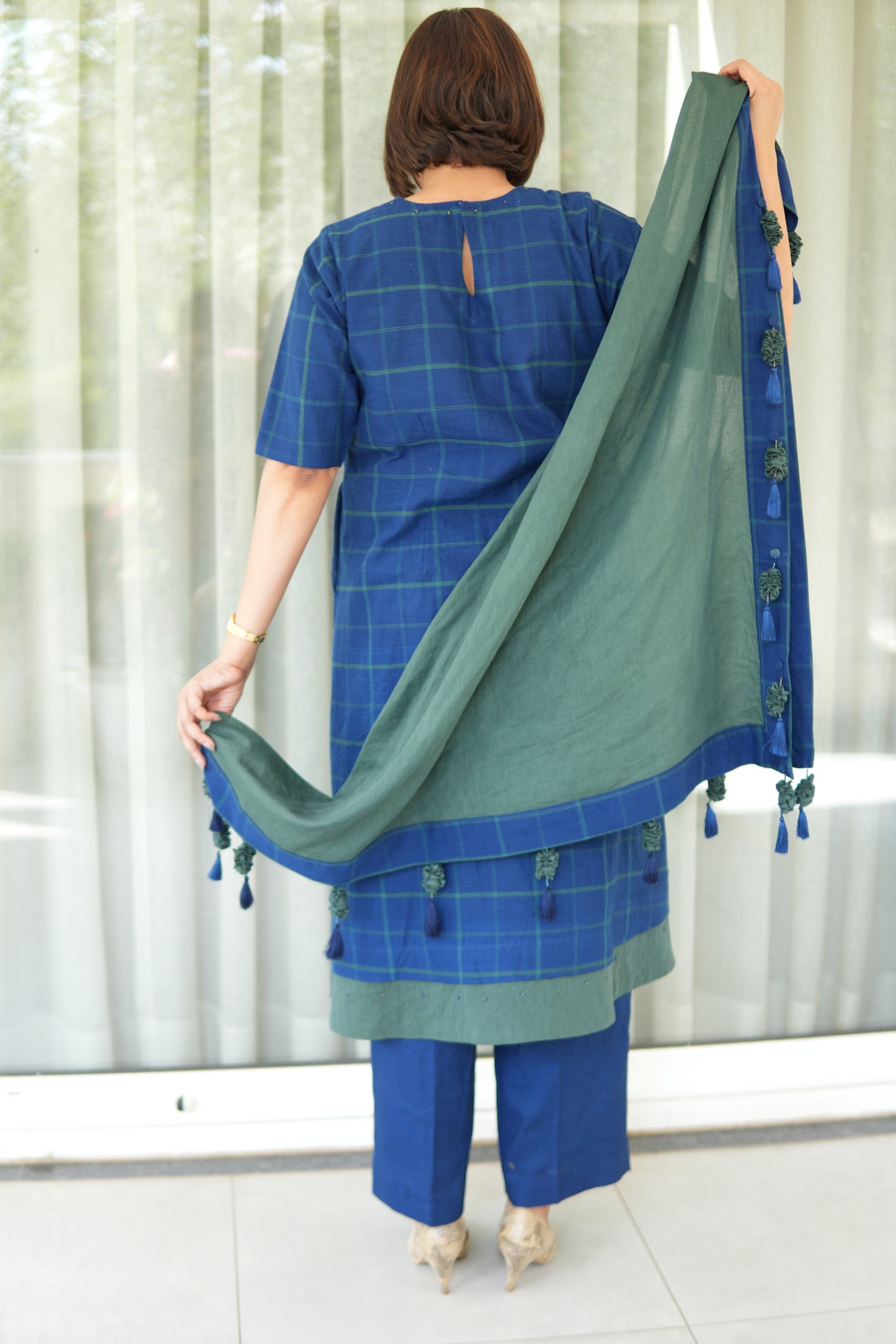 IVY & INK TUNIC SET WITH SCARF