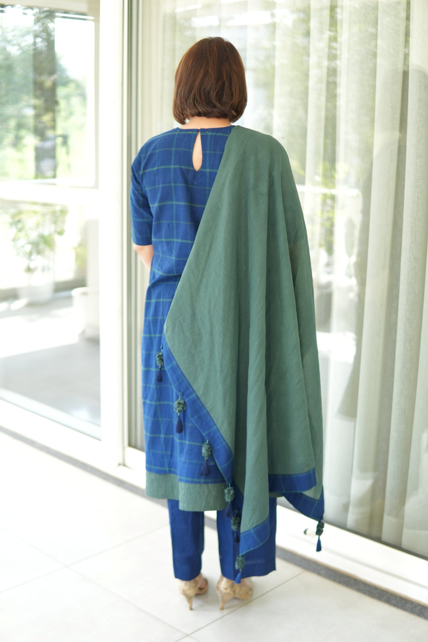IVY & INK TUNIC SET WITH SCARF