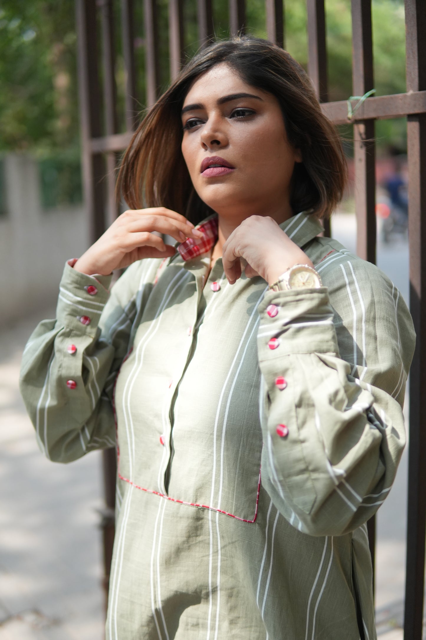 LEHAR LINEN A-LINE CLOSED GHERA LONG KURTA WITH PANTS