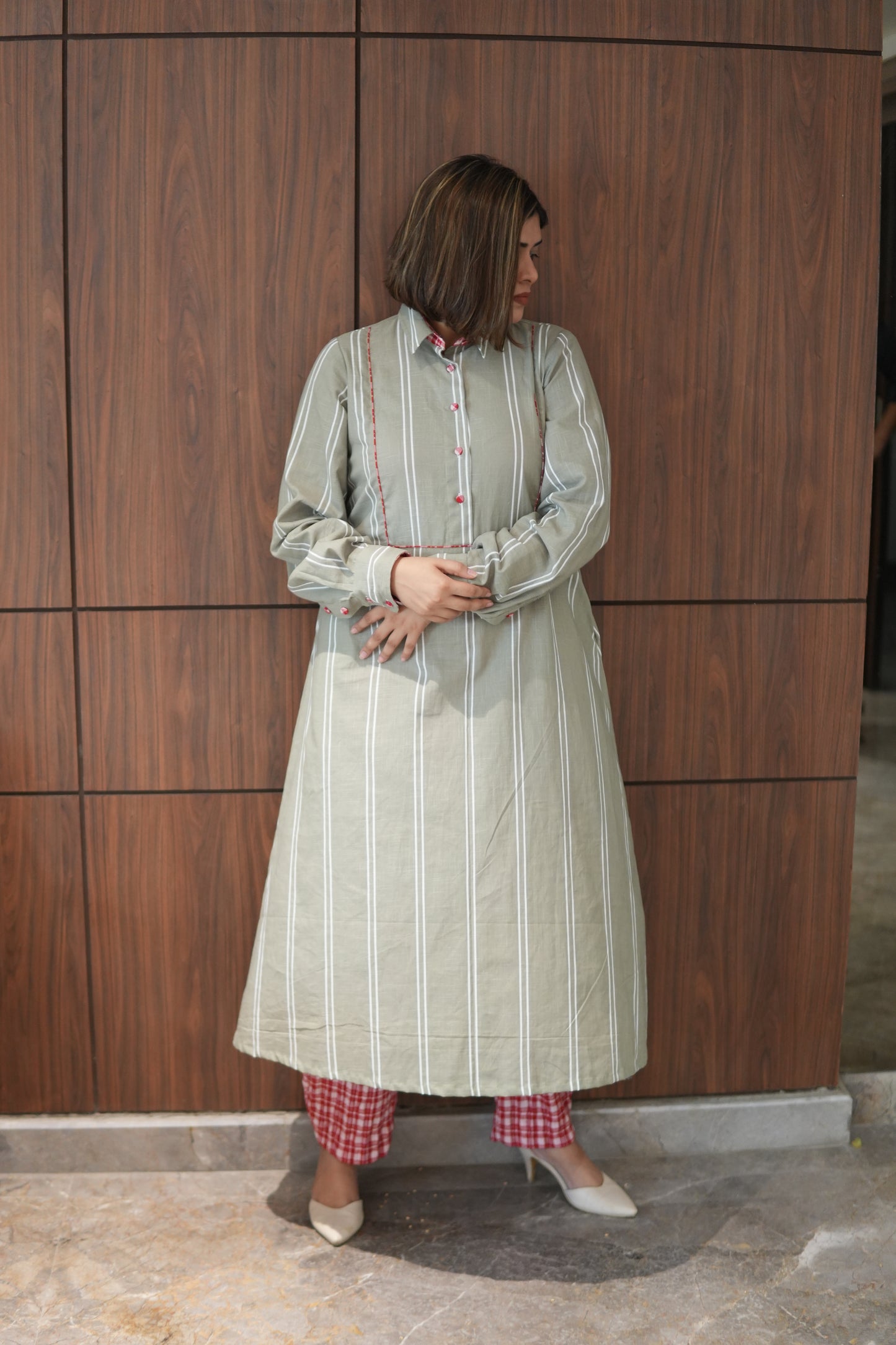 LEHAR LINEN A-LINE CLOSED GHERA LONG KURTA WITH PANTS