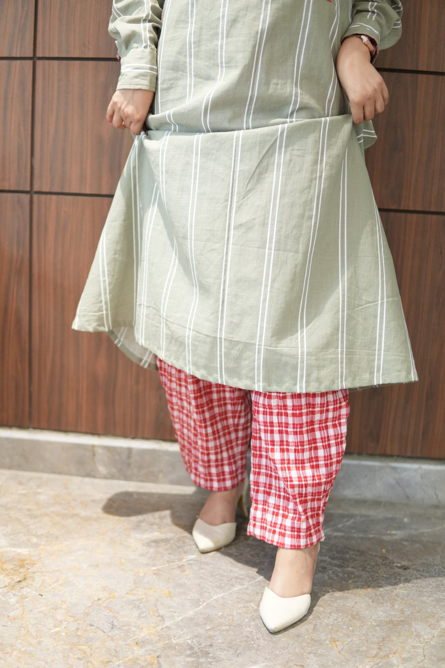 LEHAR LINEN A-LINE CLOSED GHERA LONG KURTA WITH PANTS