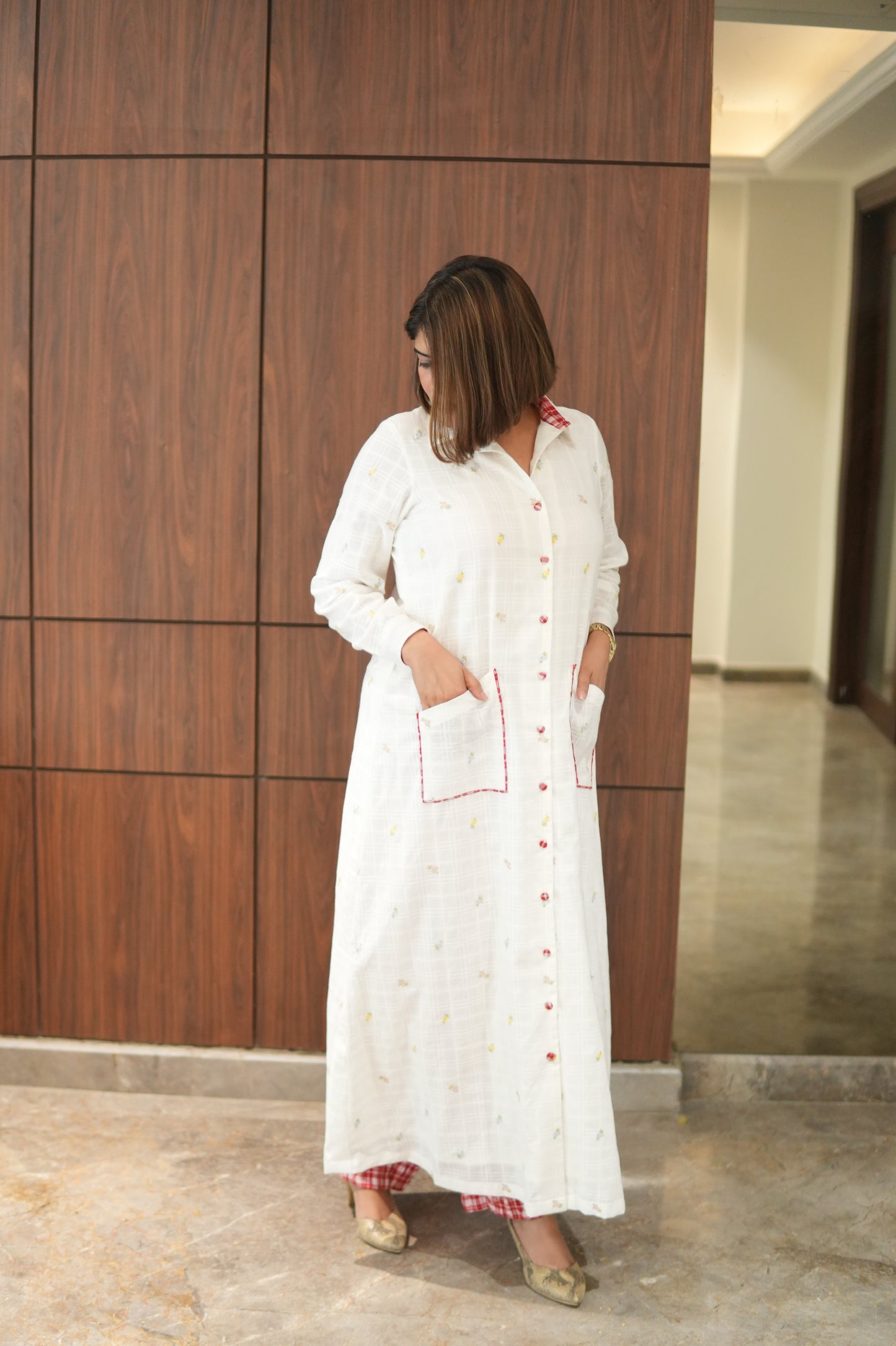 WHITE LILY LONG COTTON BUTTONED SHIRT WITH PANTS
