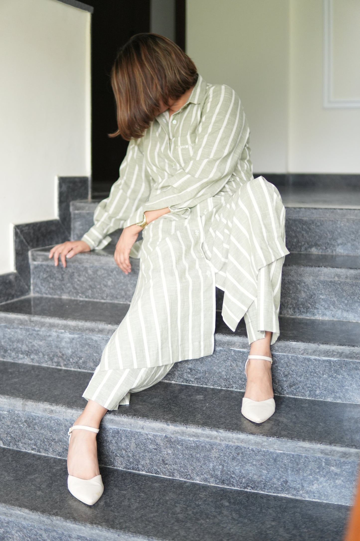 NAZM LINEN LONG SLEEVES KURTA AND PANTS