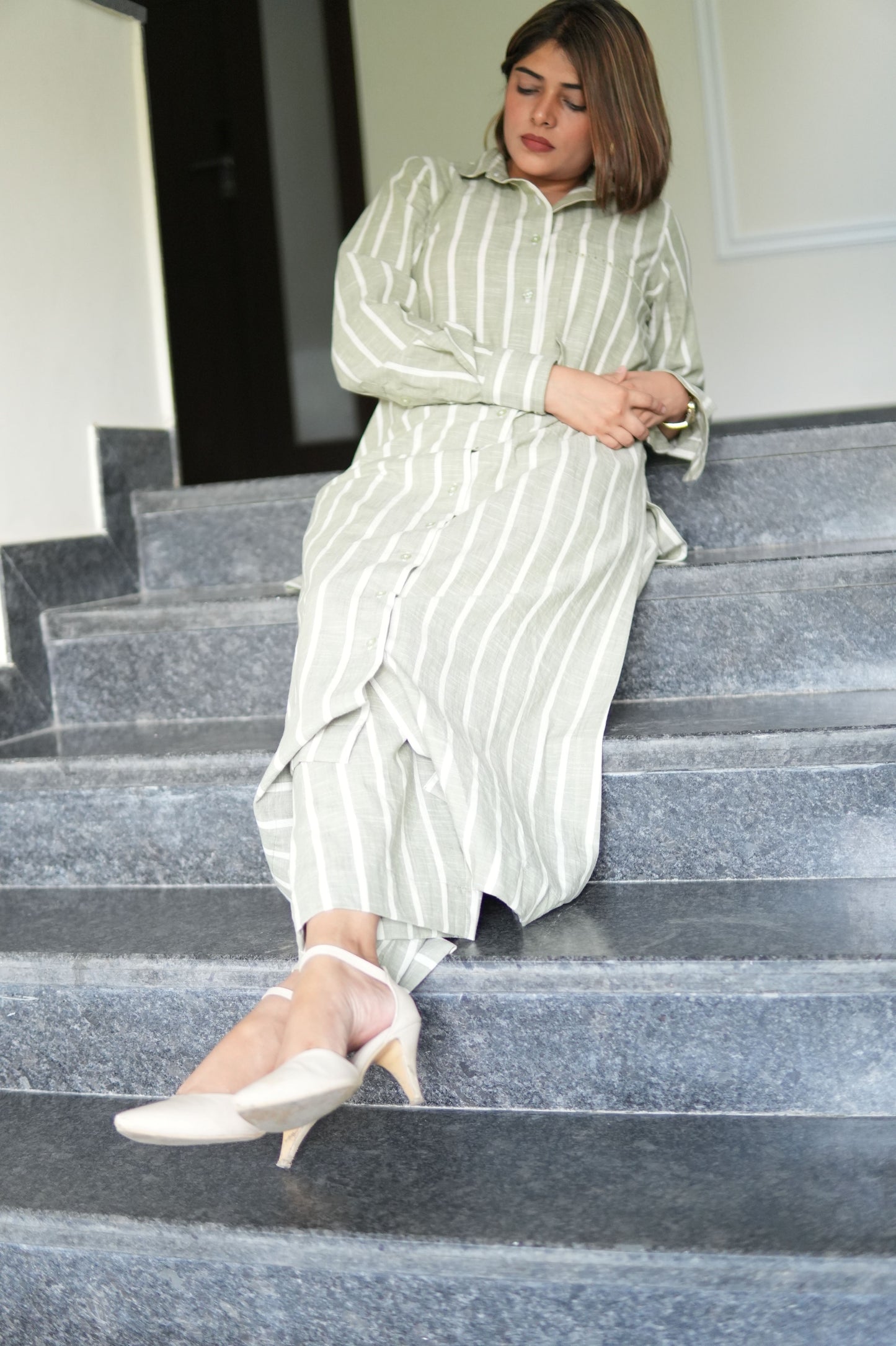 NAZM LINEN LONG SLEEVES KURTA AND PANTS