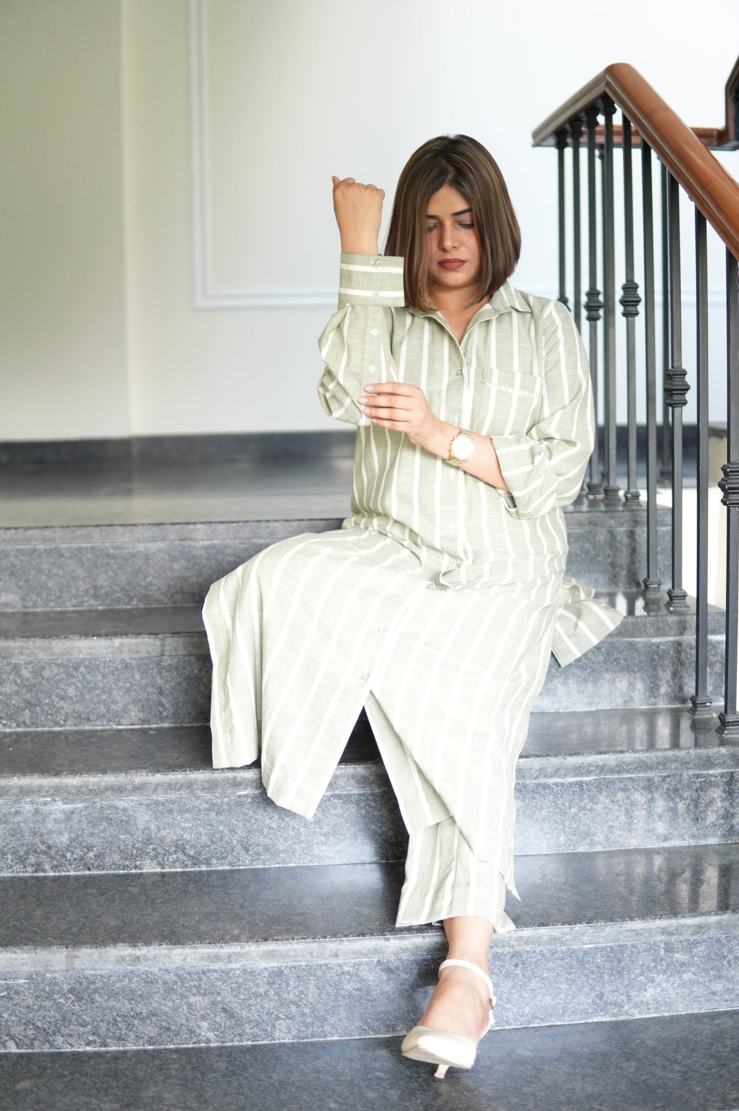 NAZM LINEN LONG SLEEVES KURTA AND PANTS