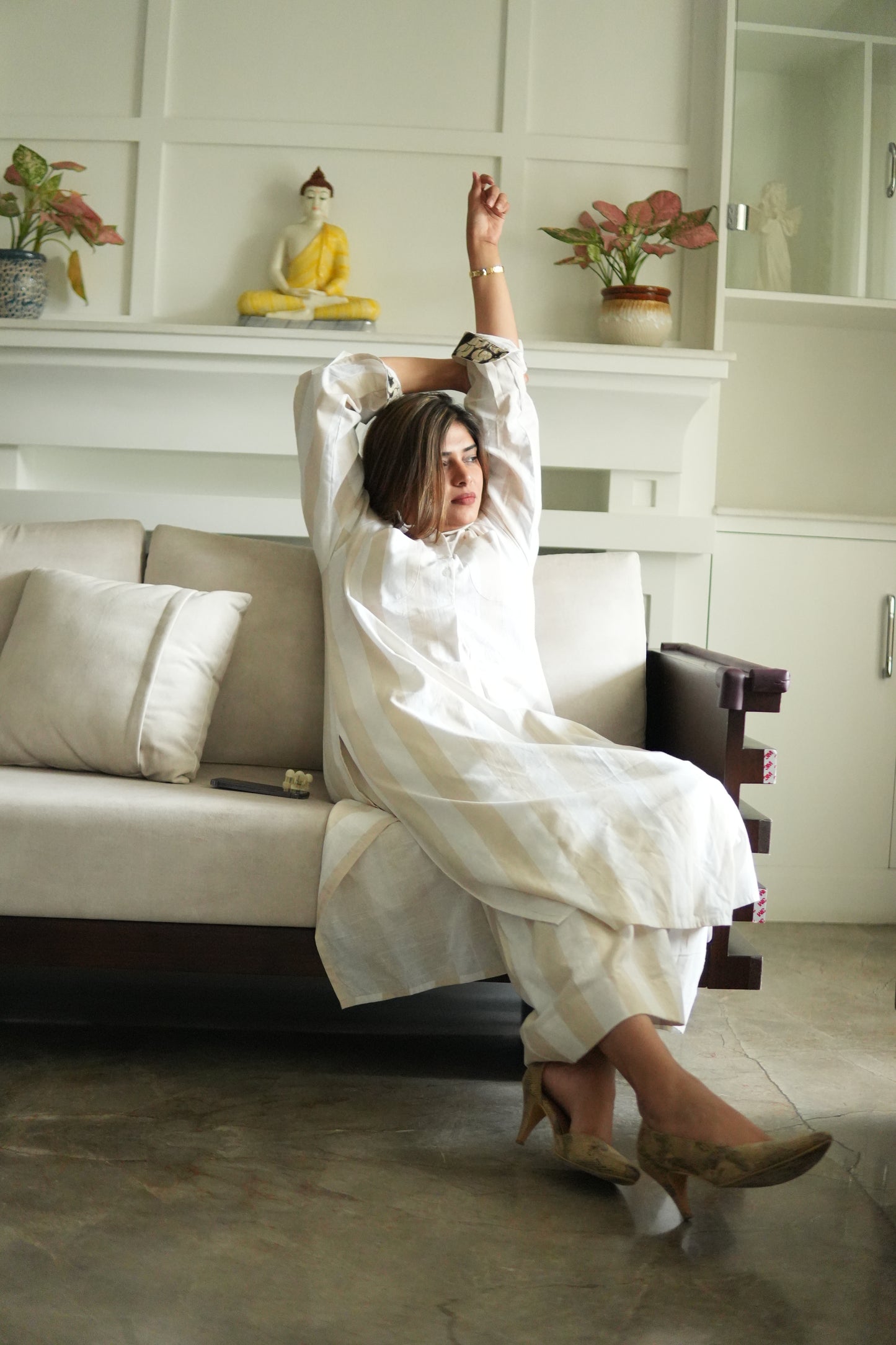 SAAZ LINEN IVORY AND BEIGE KURTA AND PANTS