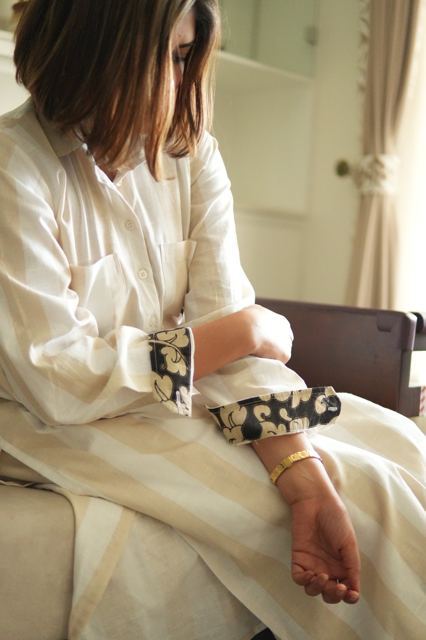 SAAZ LINEN IVORY AND BEIGE KURTA AND PANTS