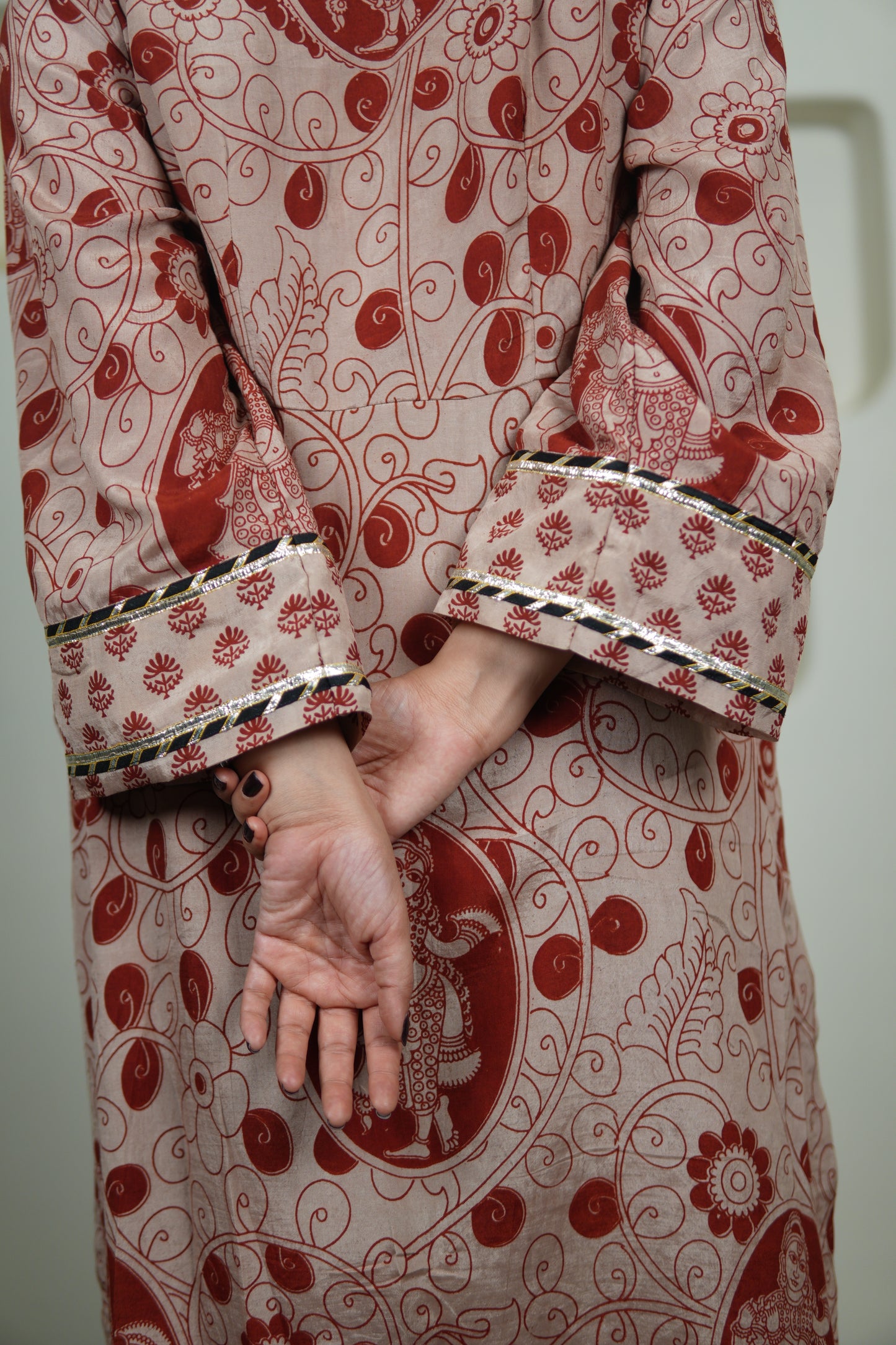 GULKAND NAYIKA KALAMKARI EMBROIDERED KURTA SET