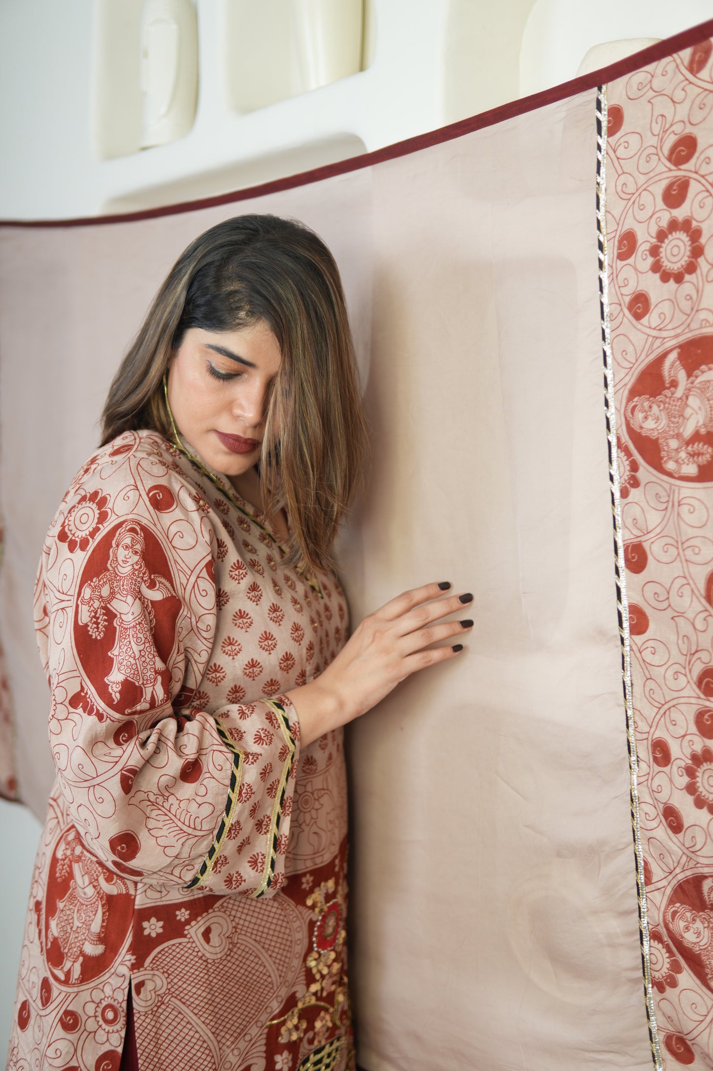 GULKAND NAYIKA KALAMKARI EMBROIDERED KURTA SET