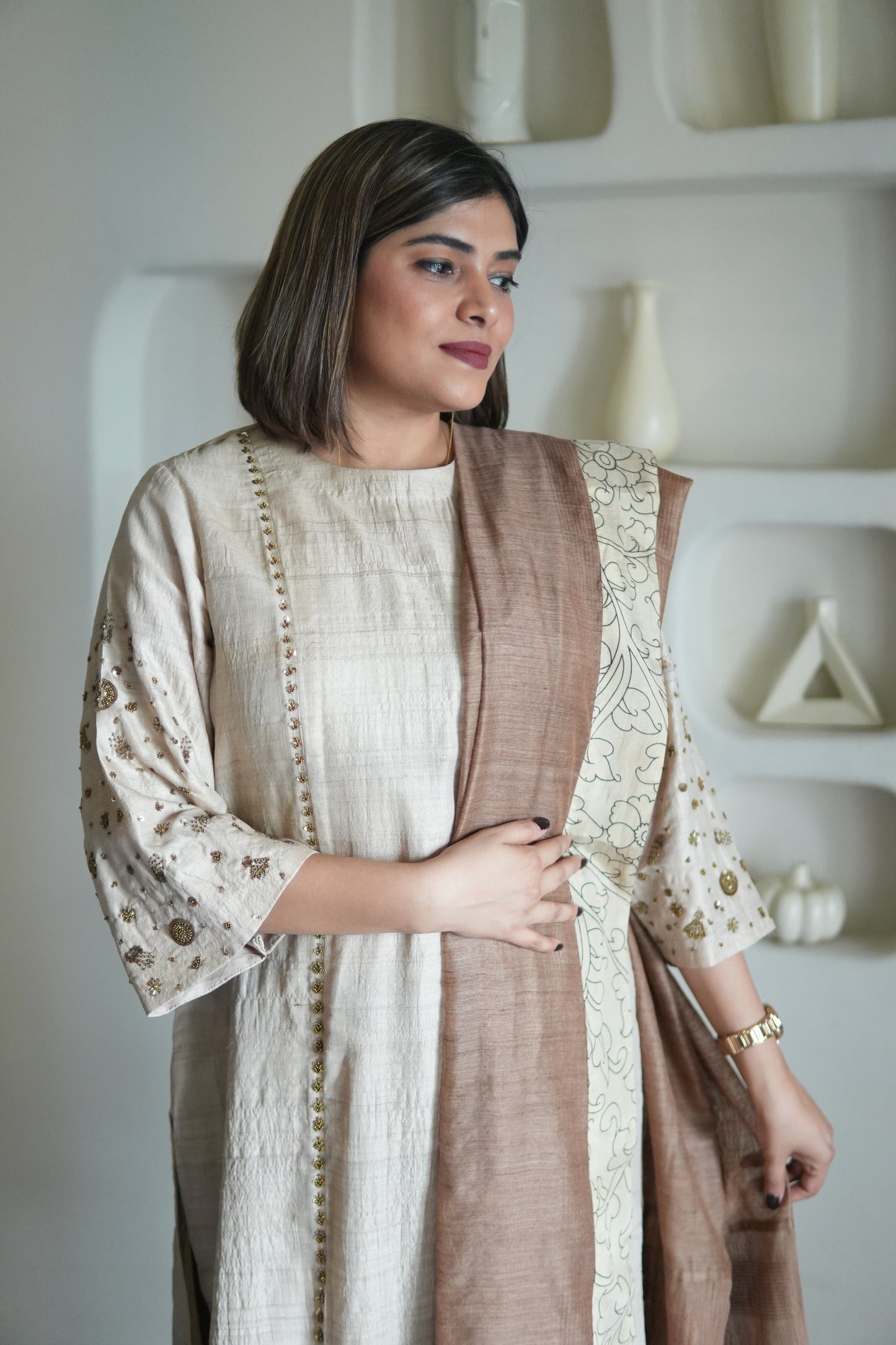 KHAAS GUL RAW SILK TUNIC AND PANTS WITH DUPATTA
