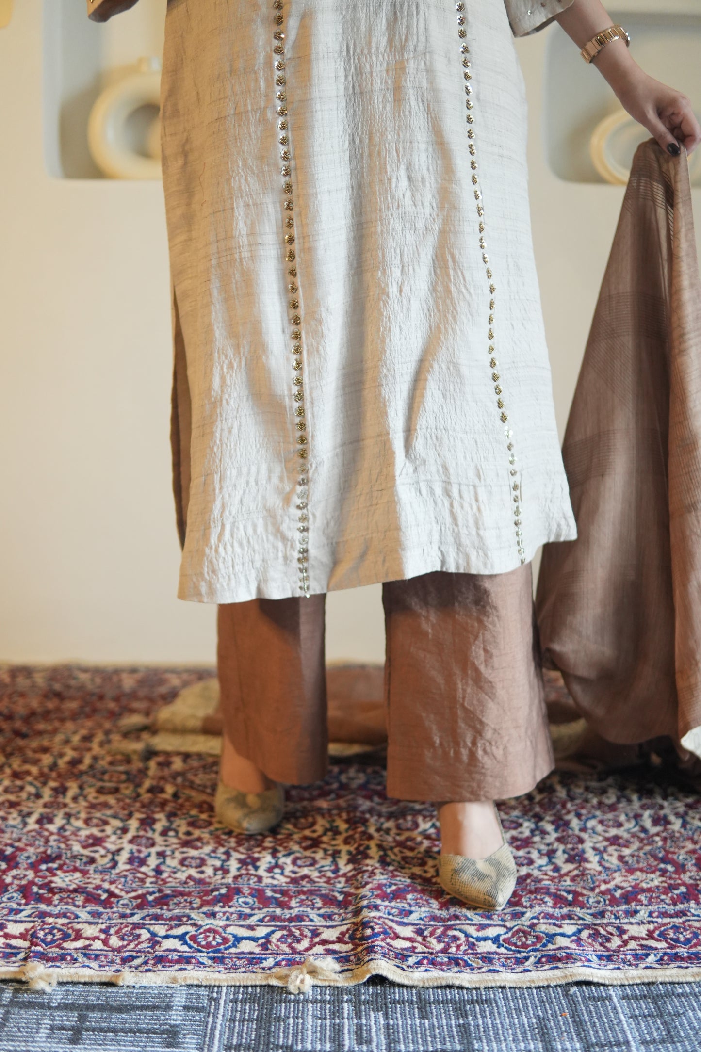 KHAAS GUL RAW SILK TUNIC AND PANTS WITH DUPATTA