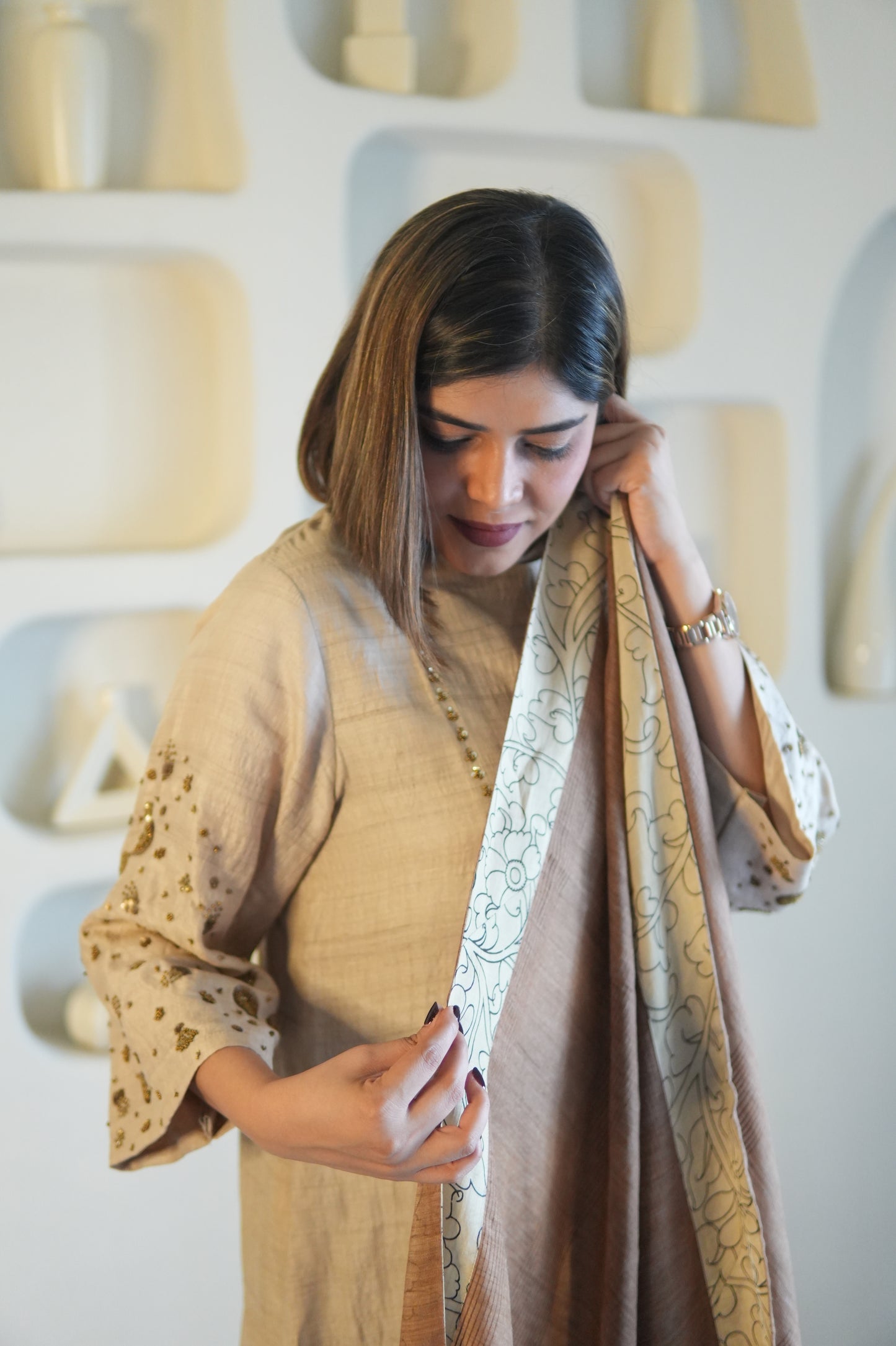 KHAAS GUL RAW SILK TUNIC AND PANTS WITH DUPATTA