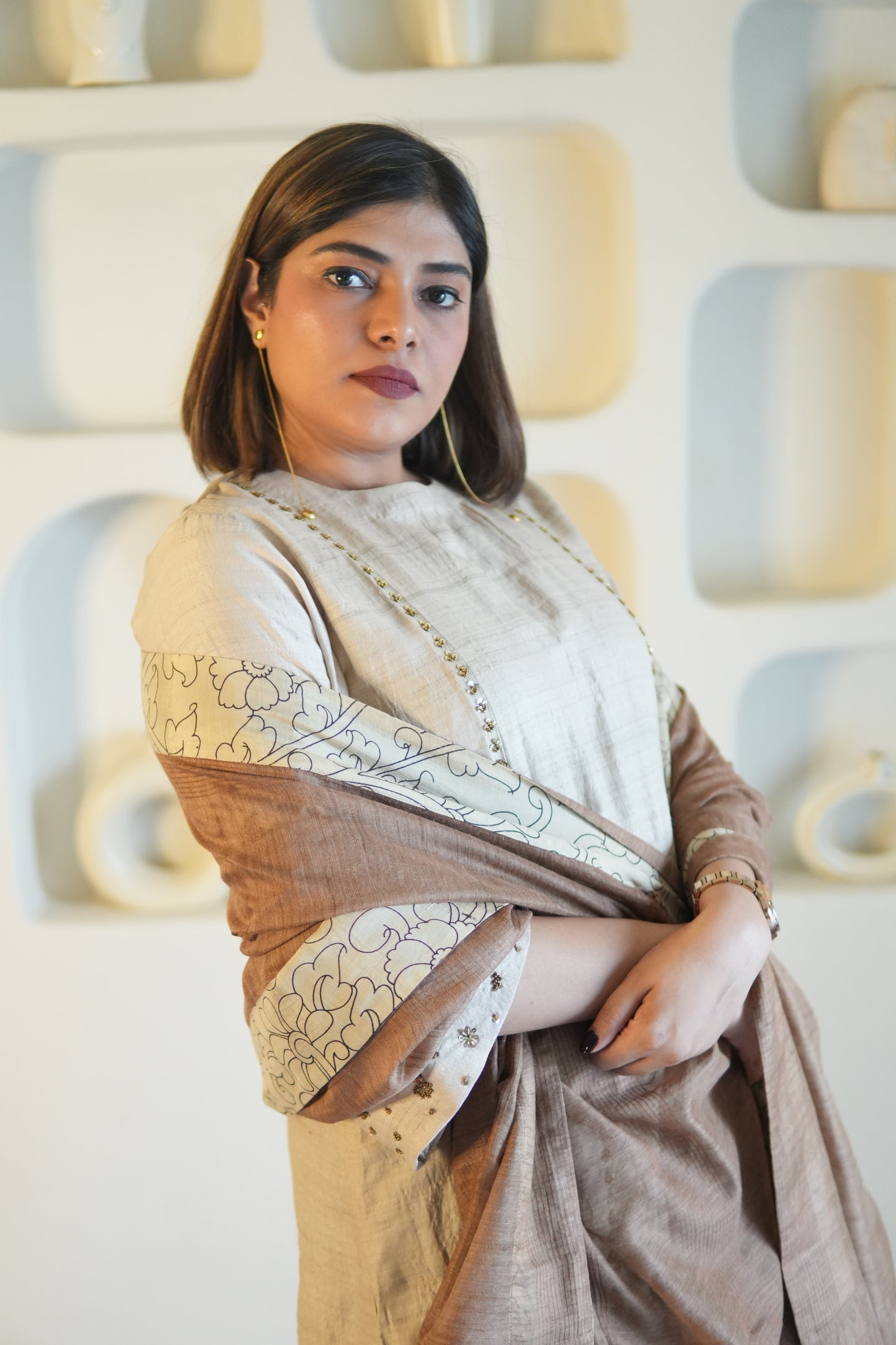 KHAAS GUL RAW SILK TUNIC AND PANTS WITH DUPATTA