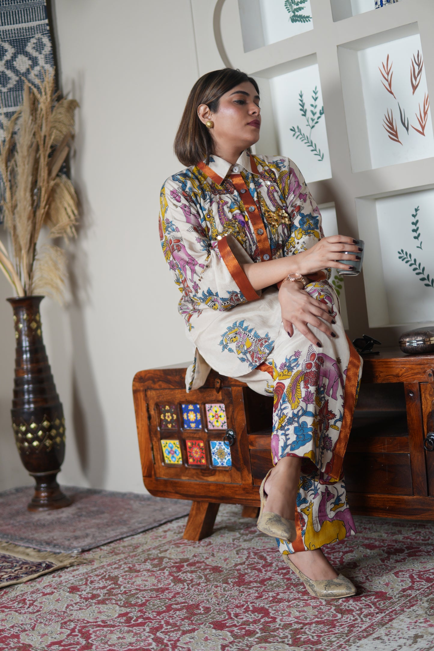 NAYANTARA IVORY KALAMKARI SHIRT AND PANTS SET