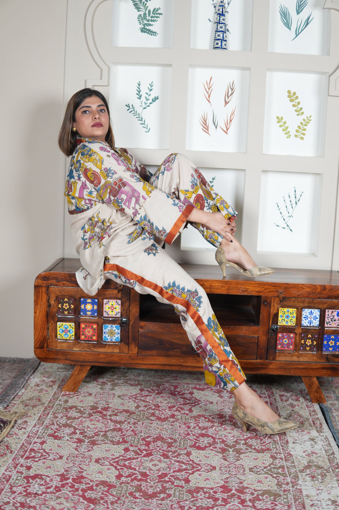 NAYANTARA IVORY KALAMKARI SHIRT AND PANTS SET