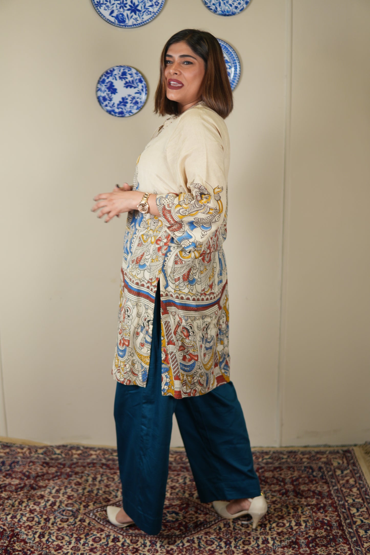 NEEL KESAR SHORT KURTA SET