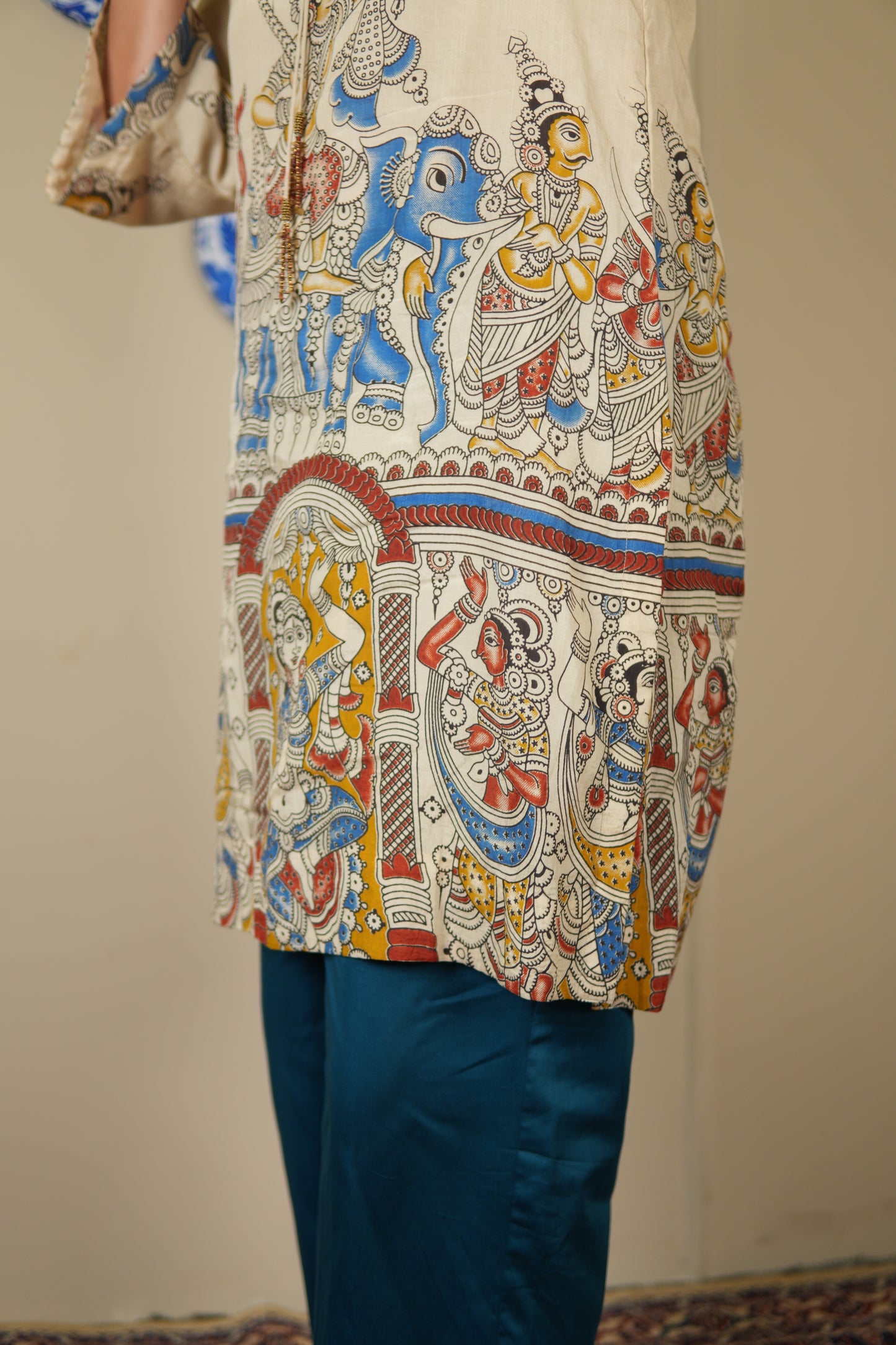NEEL KESAR SHORT KURTA SET