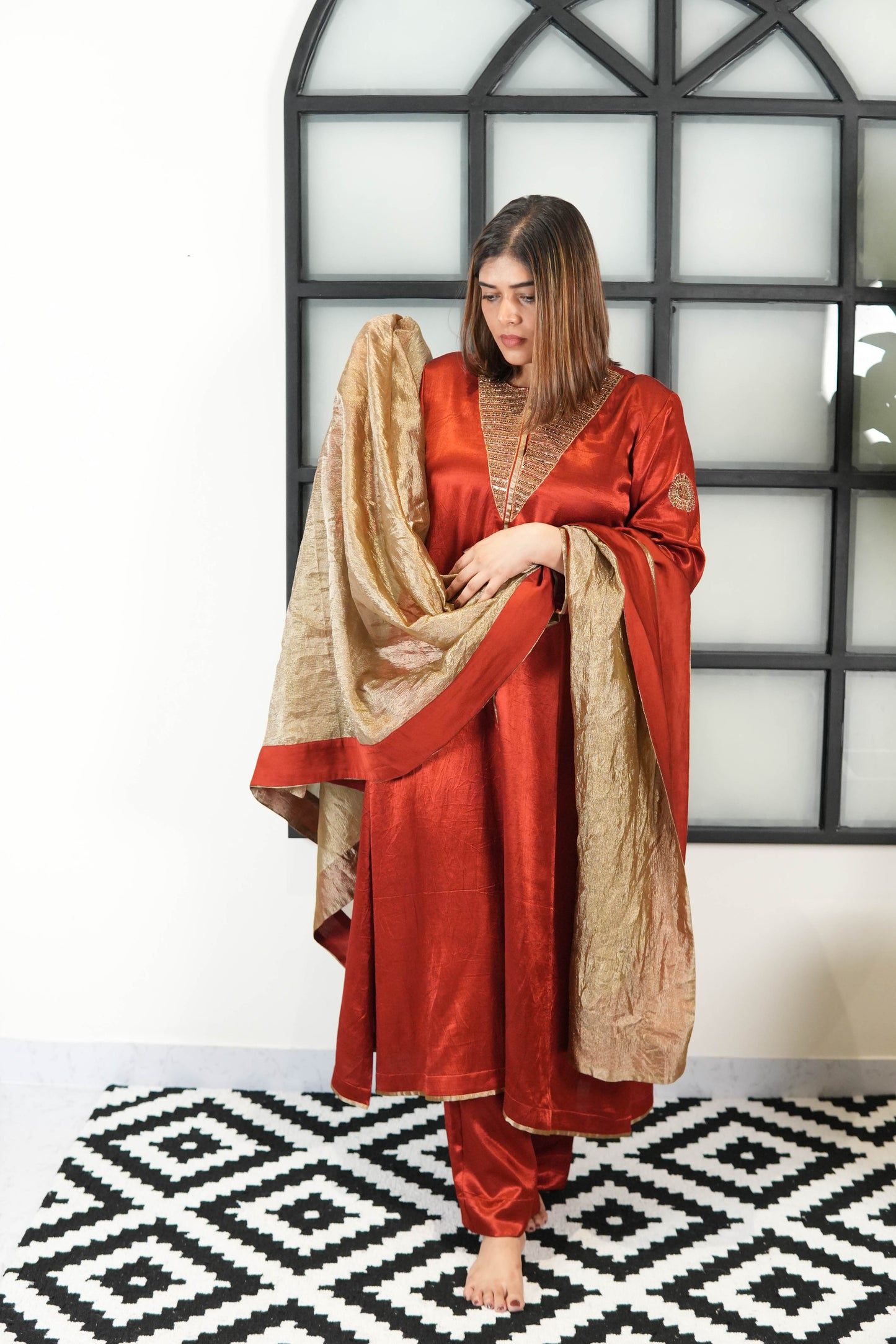 NOOR-E-IFRA MAROON MASHRU KURTA SET
