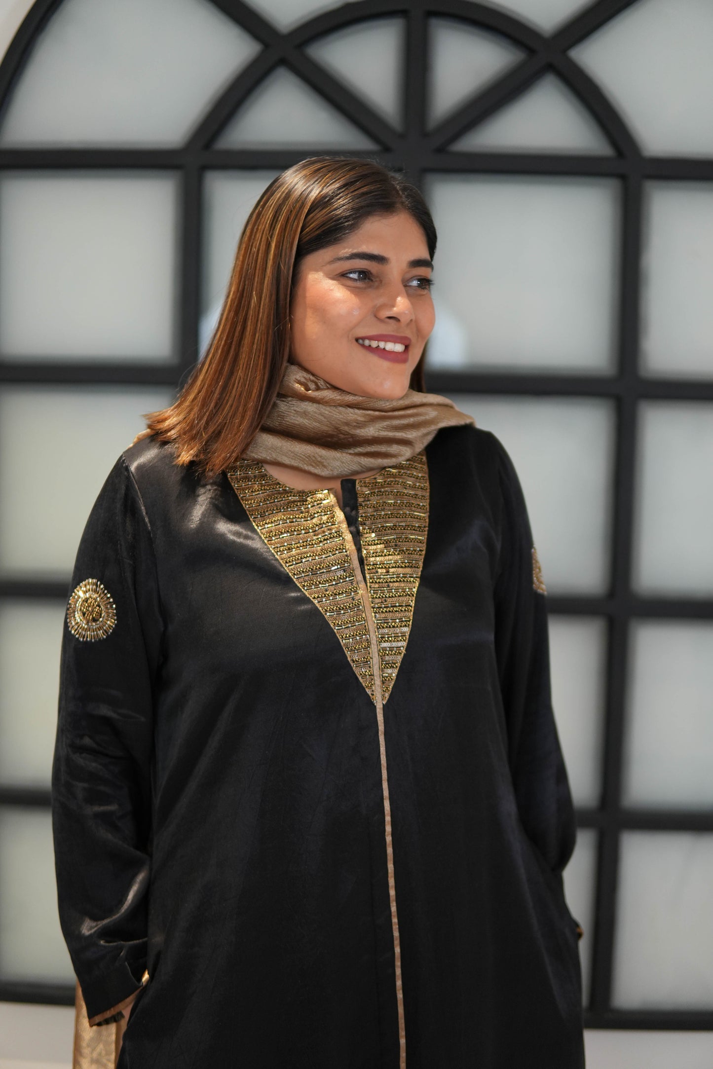NOOR-E-SHAAM MASHRU SILK KURTA SET