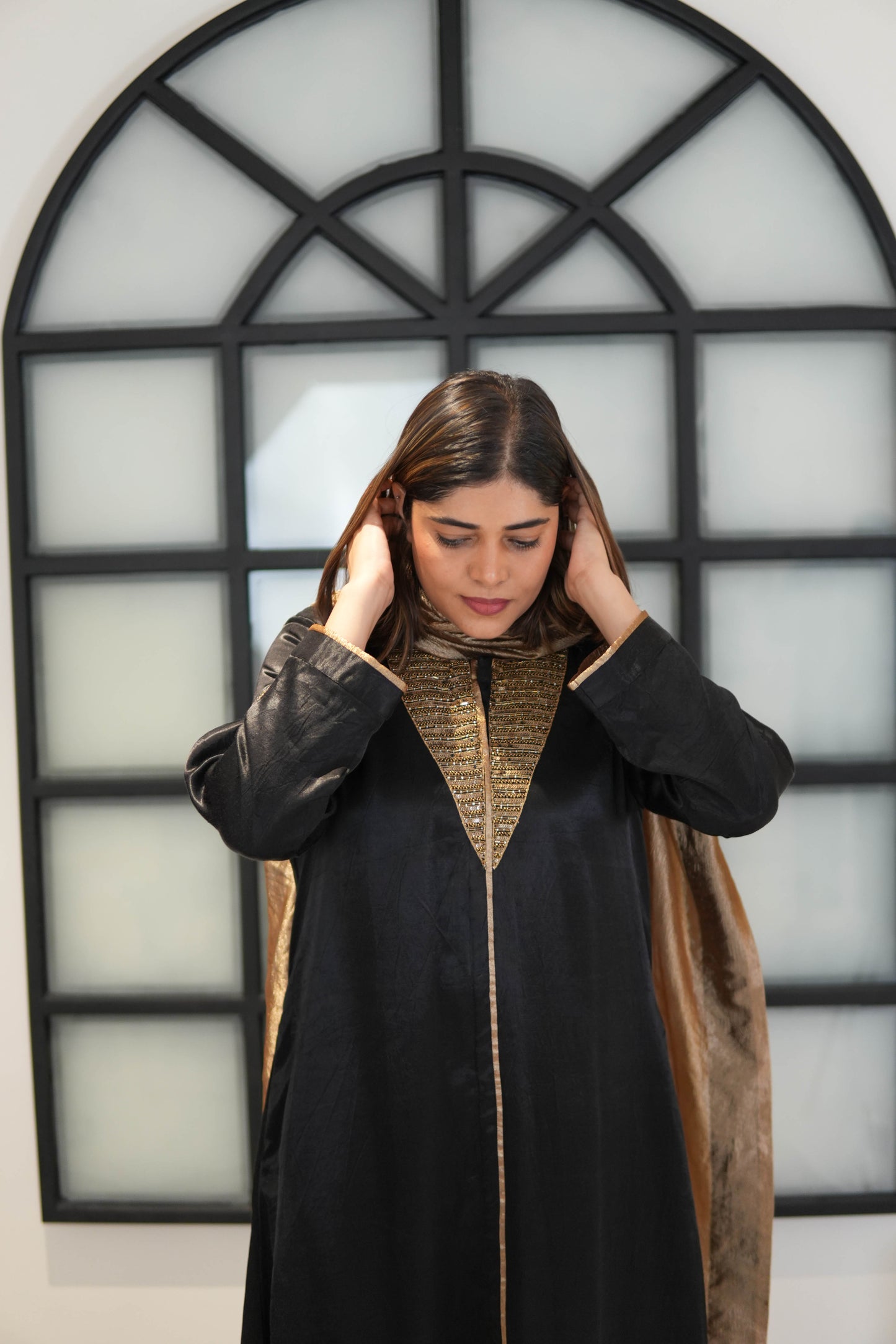 NOOR-E-SHAAM MASHRU SILK KURTA SET