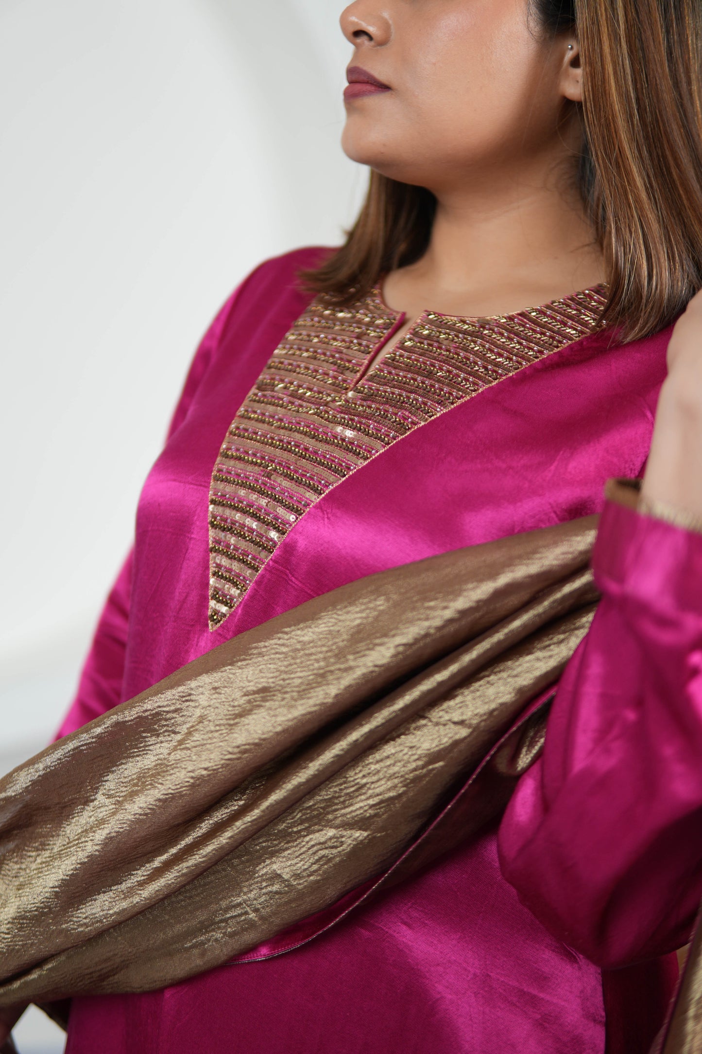 NOOR-E-FIROZA FUSCHIA MASHRU KURTA SET
