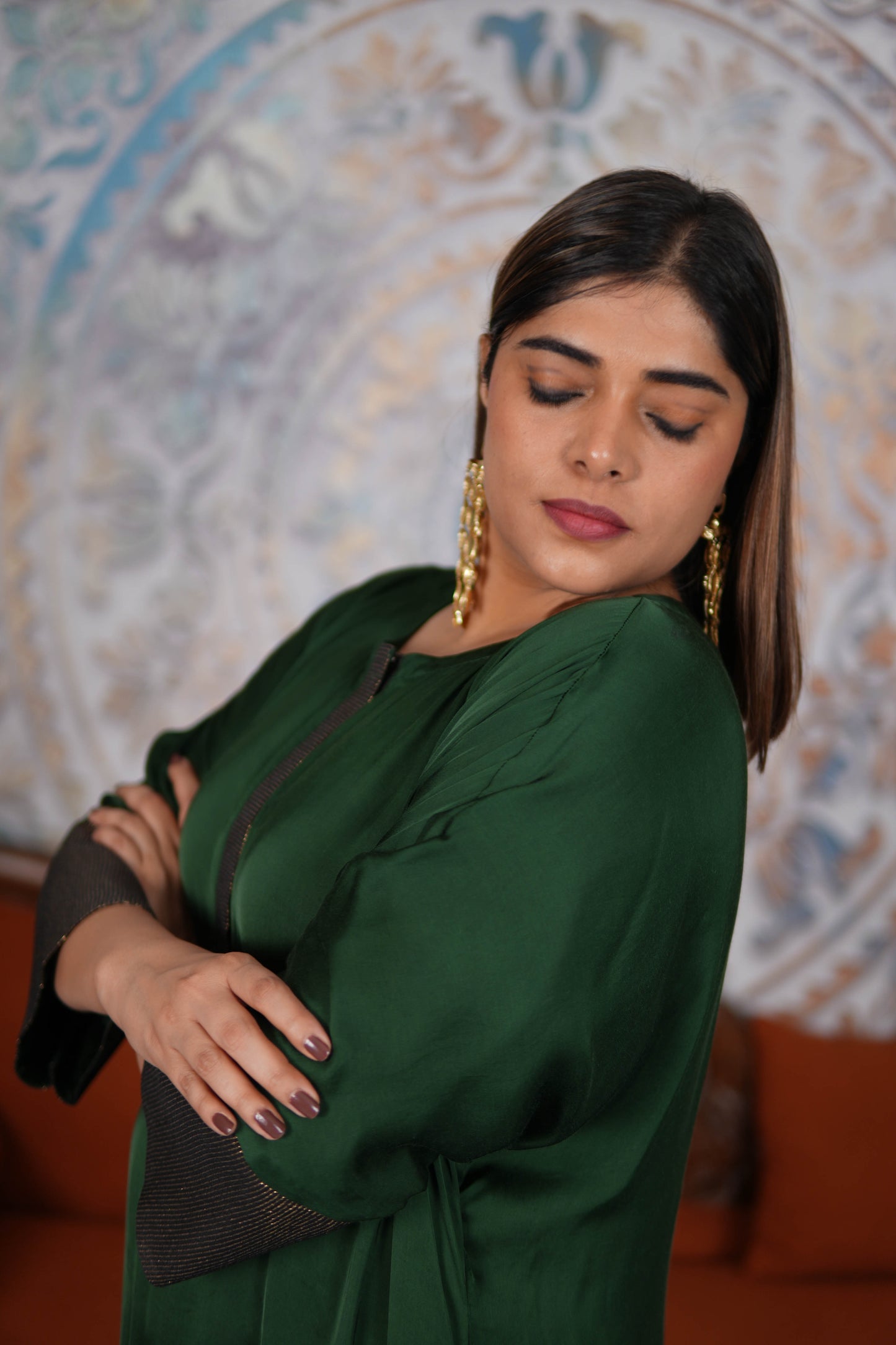 NOOR-E-SABZ EMERALD MODAL SILK KURTA SET WITH BRONZE TISSUE DETAILING