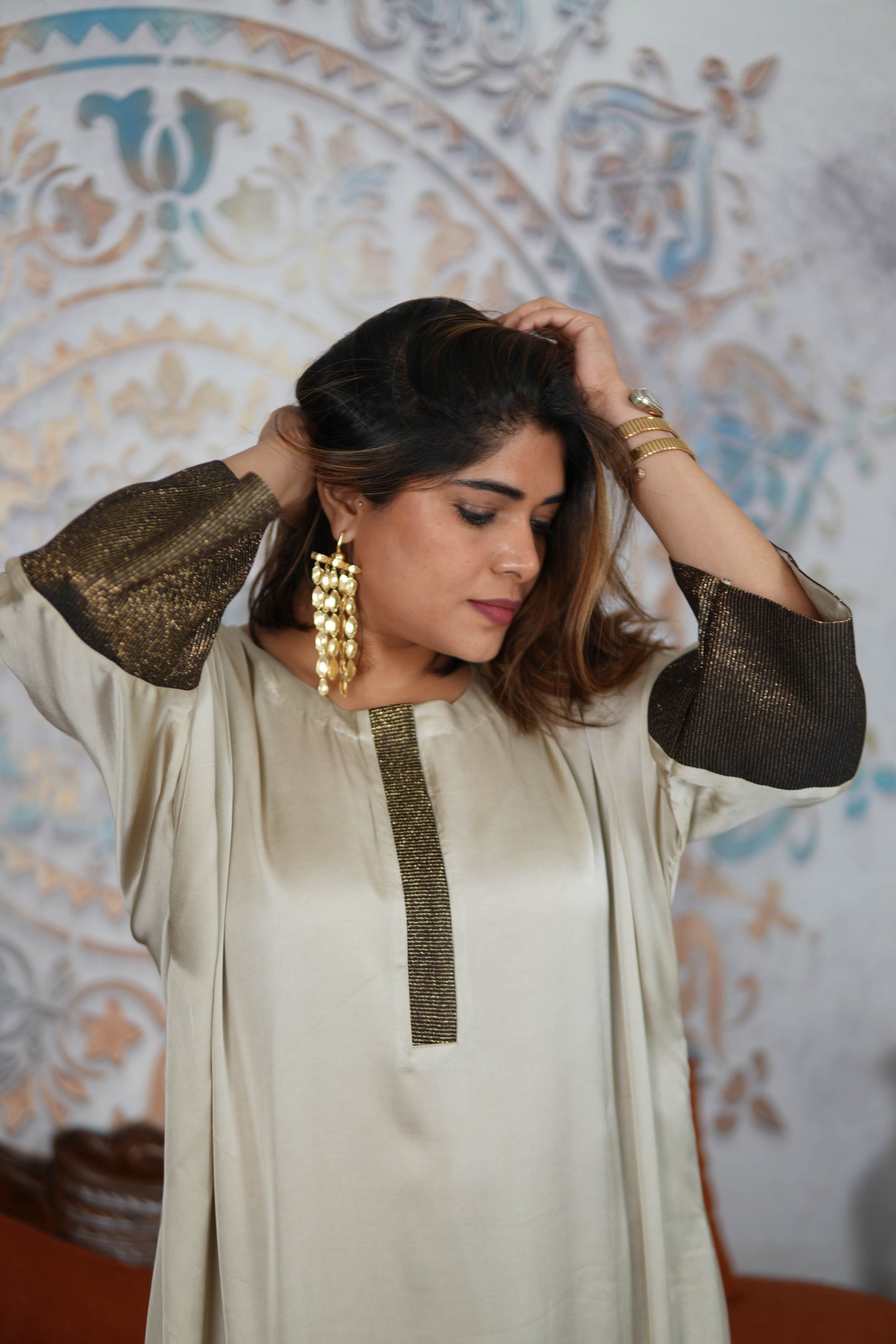 KHWAAB IVORY MODAL SILK KURTA SET WITH BRONZE TISSUE DETAILING