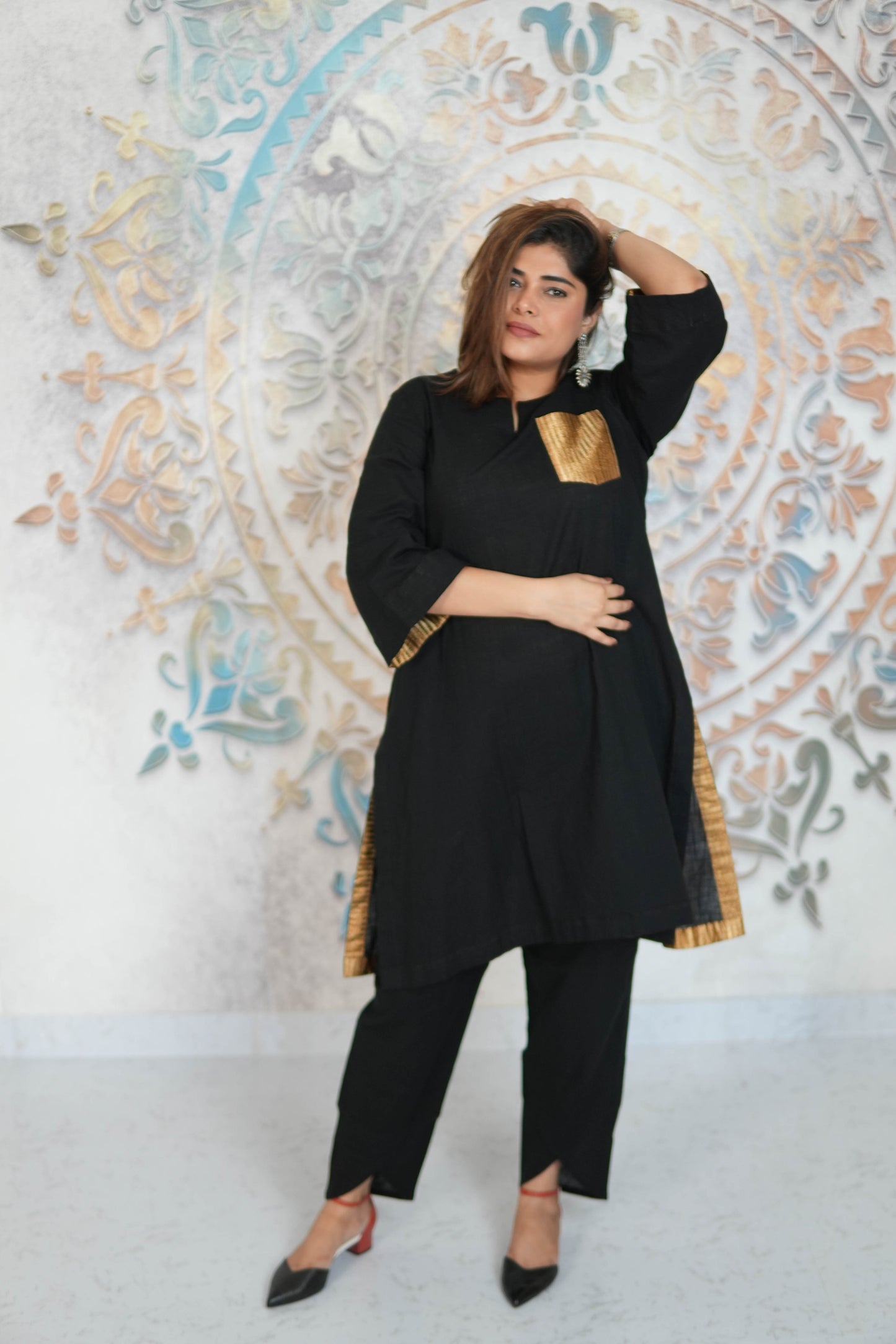 RAATKALI SLUB COTTON SHORT KURTA WITH PANTS