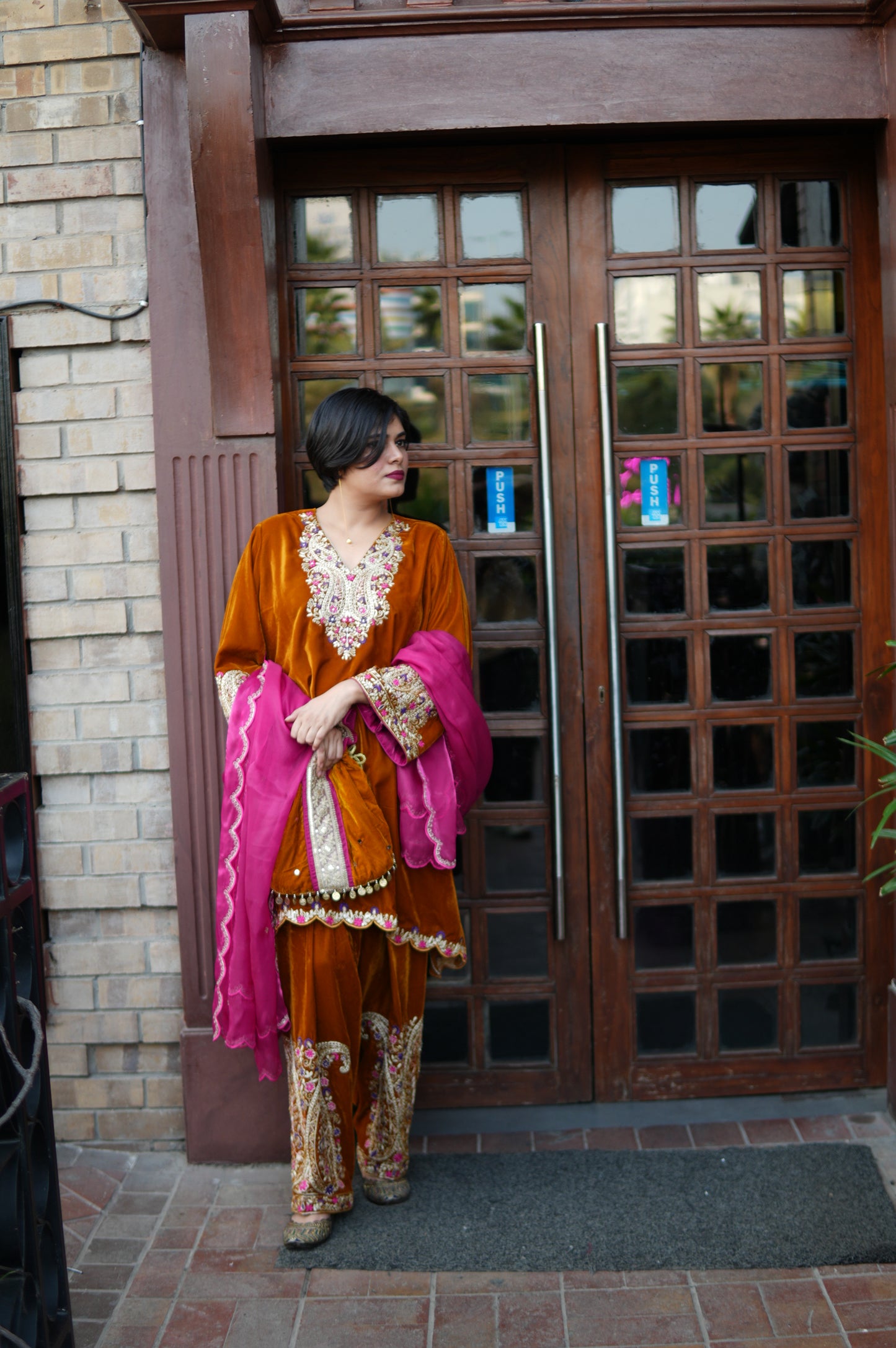 NOOR CHOGA