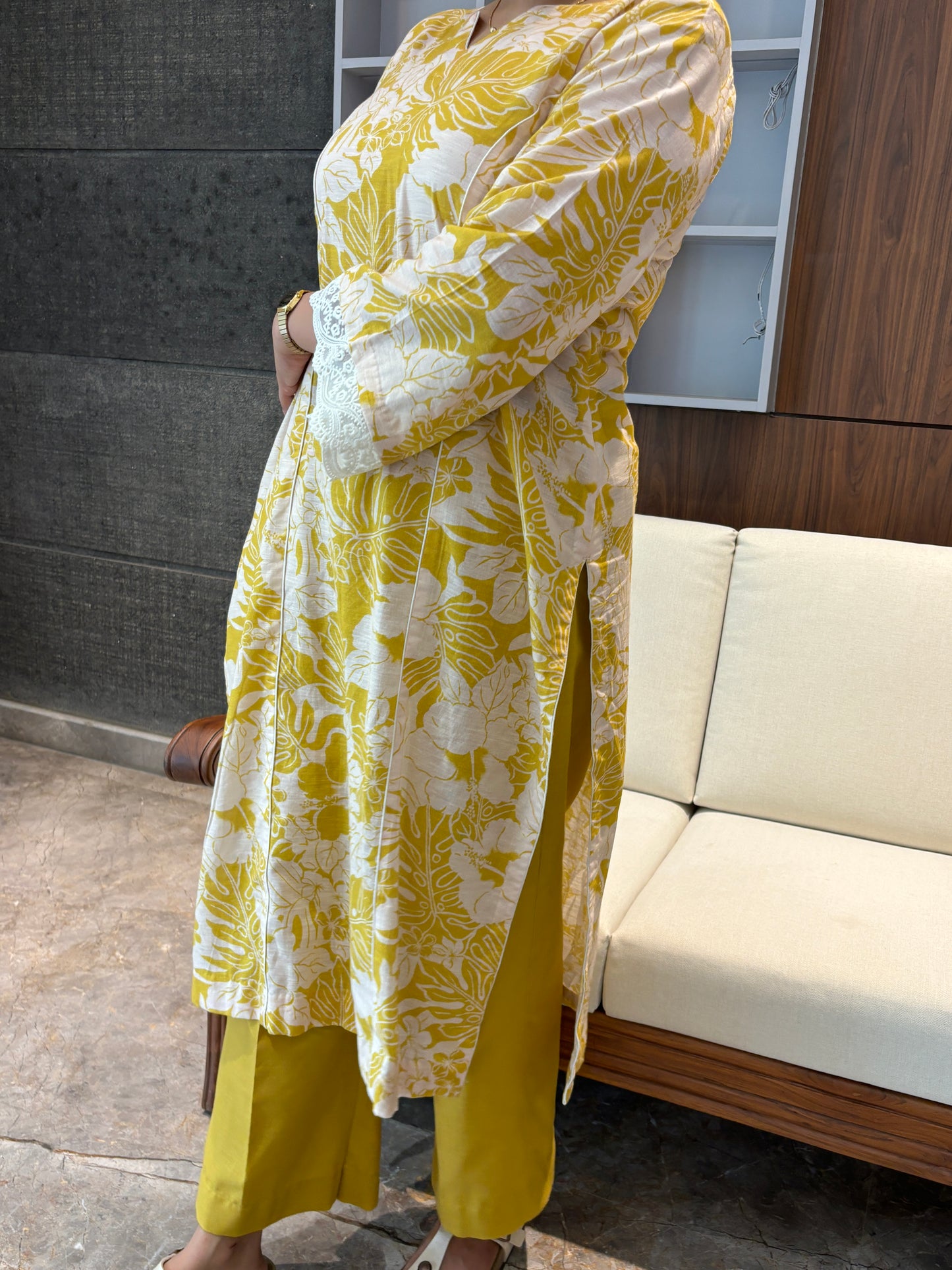LAMHA LIME LINEN KURTA AND PANTS SET