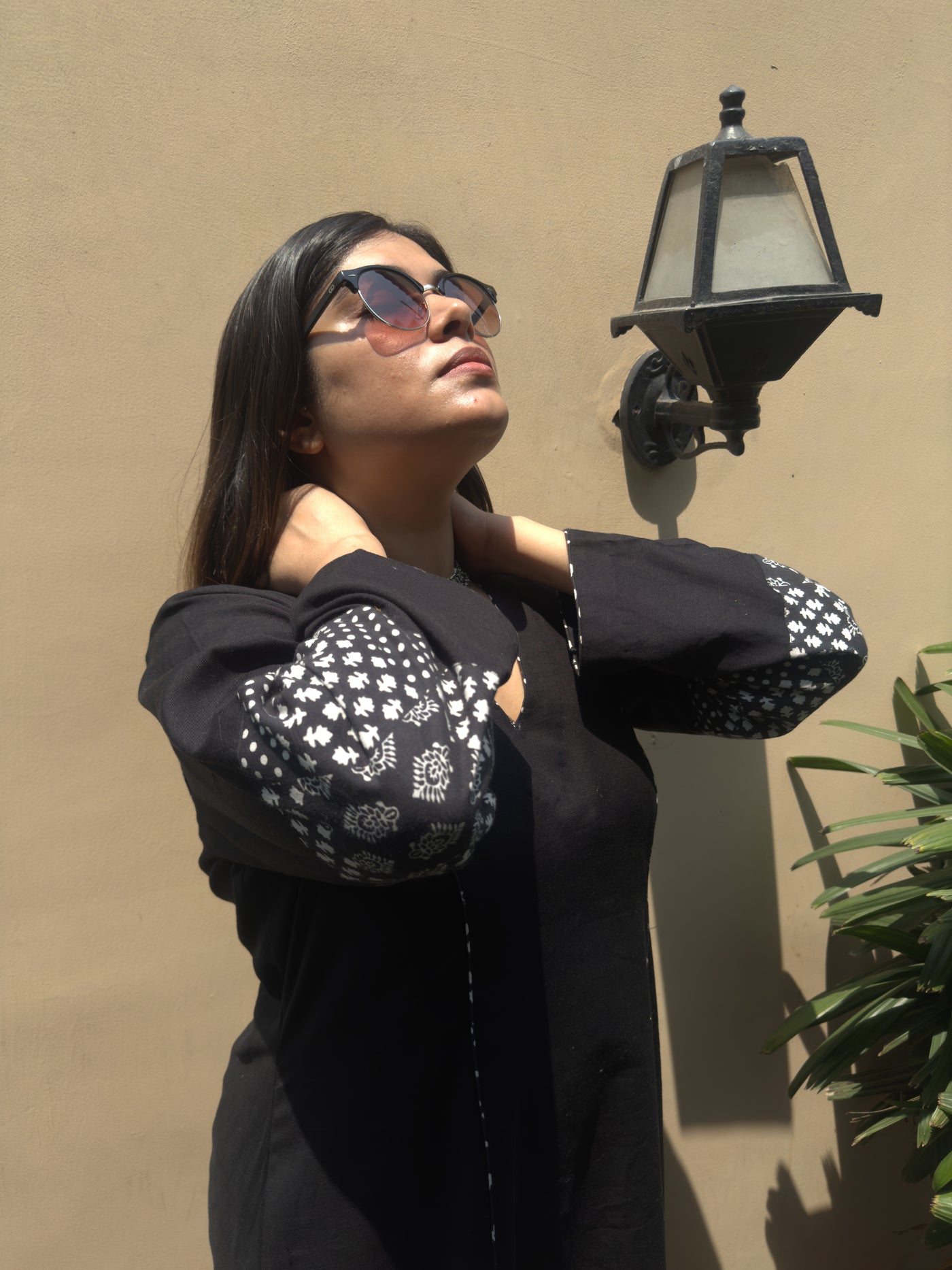 BLACK A-LINE LINEN KURTA AND PRINTED COTTON PANTS SET