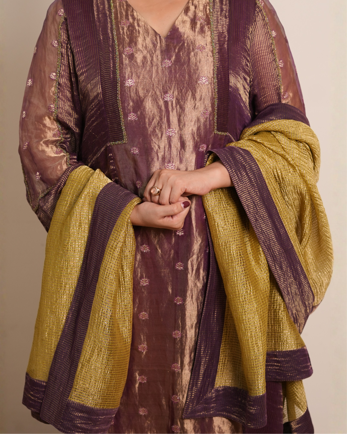 ANTARA Hand-Embroidered Pure Tissue Kurta, Pants and Dupatta Set - Kurta Set - Chanderi - Back View - Chidiyaa