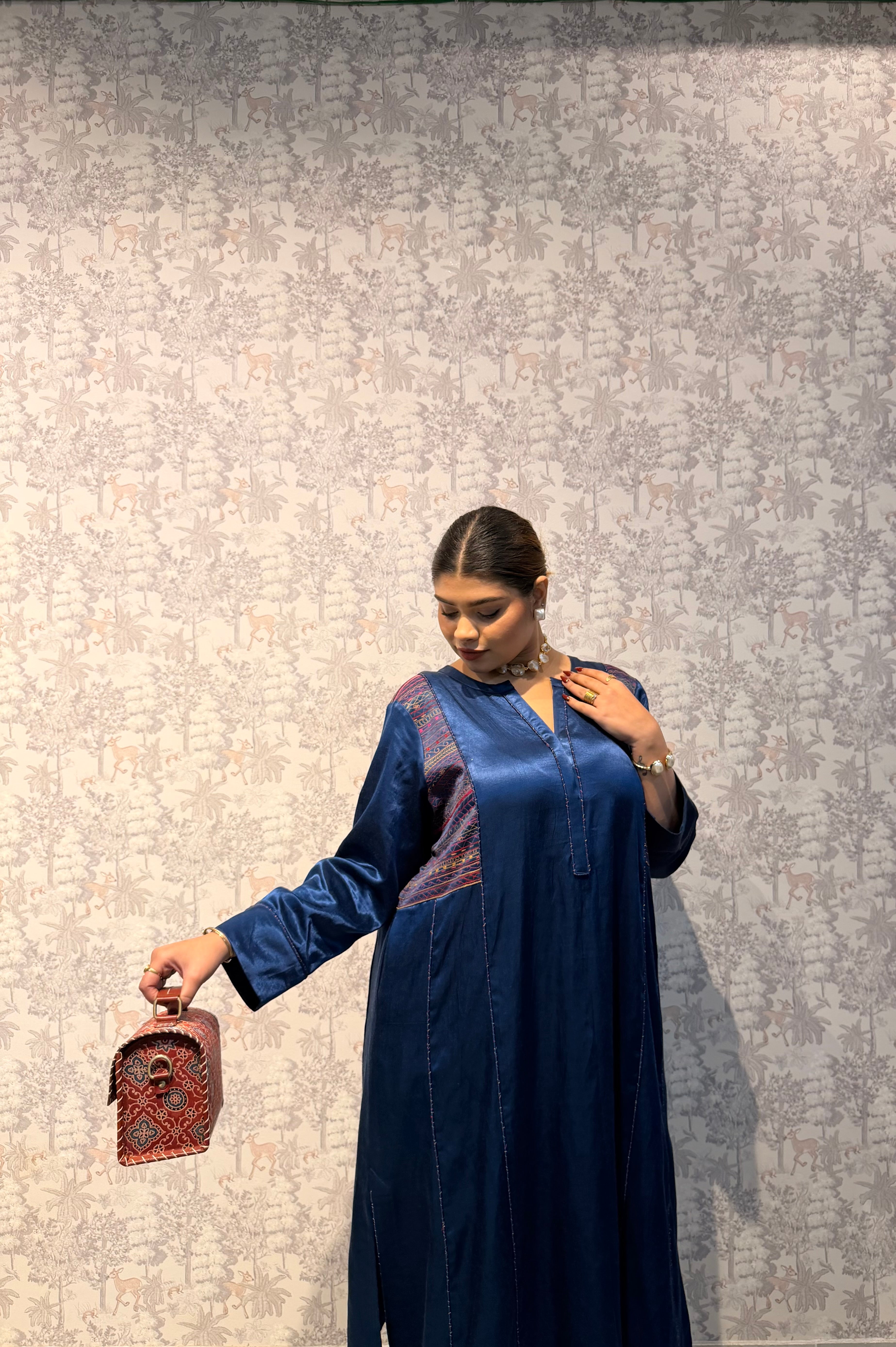 Naina Blue Mashru kurta and Pants