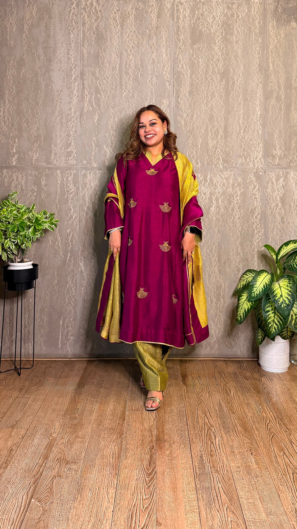Raas Kamal Hand-Embroidered Kurta, Pants and Dupatta set - Kurta Set - Chanderi - Full Outfit View - Chidiyaa