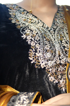 Chand Velvet Choga I