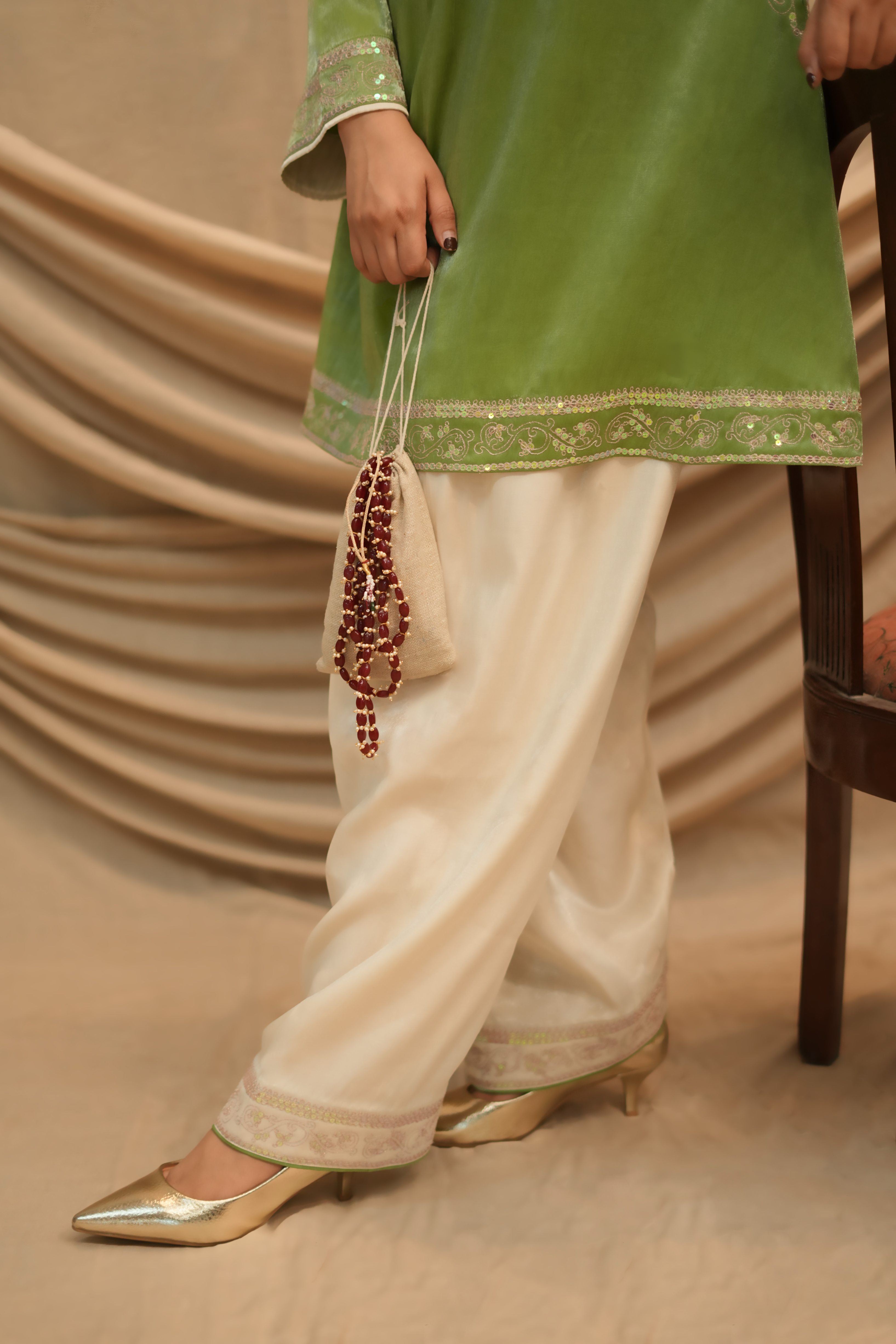 Nayab Panna Festive Co-ord set
