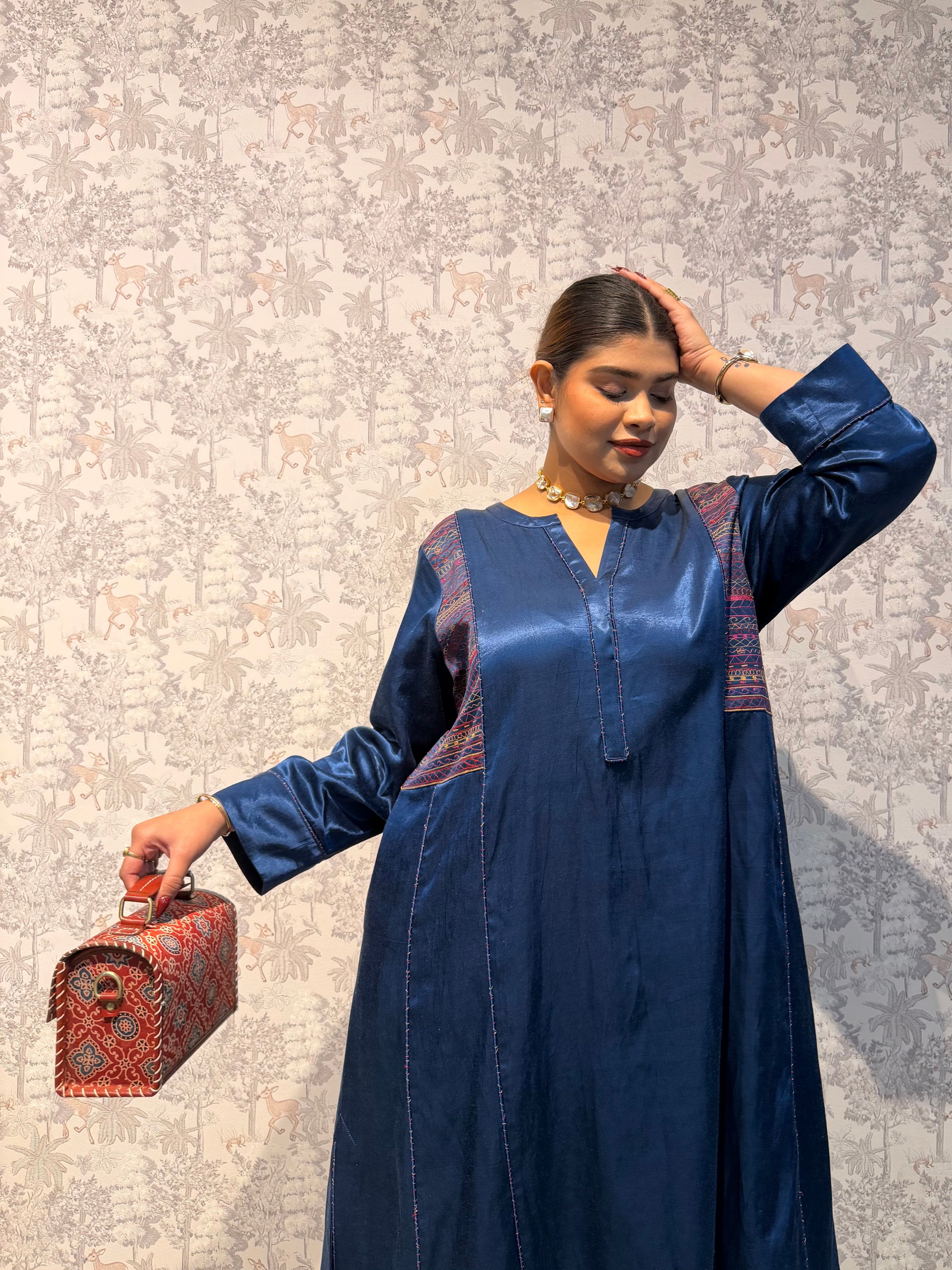 Naina Blue Mashru kurta and Pants