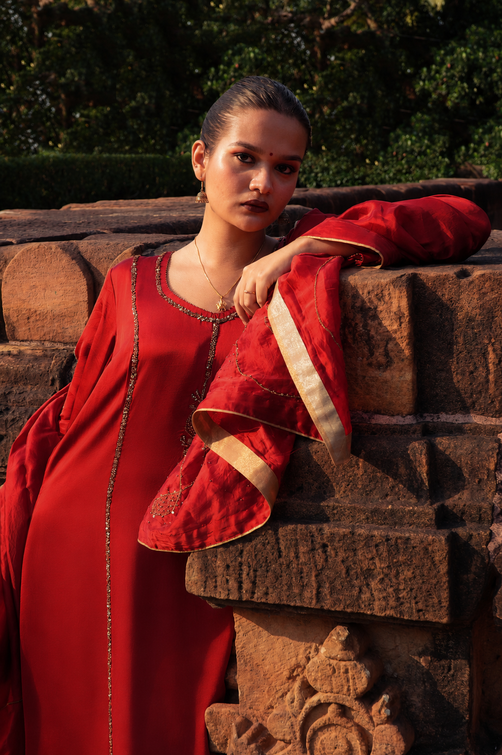 NAAYIKA SINDOOR Hand-Embroidered Pure Modal Silk Kurta Set