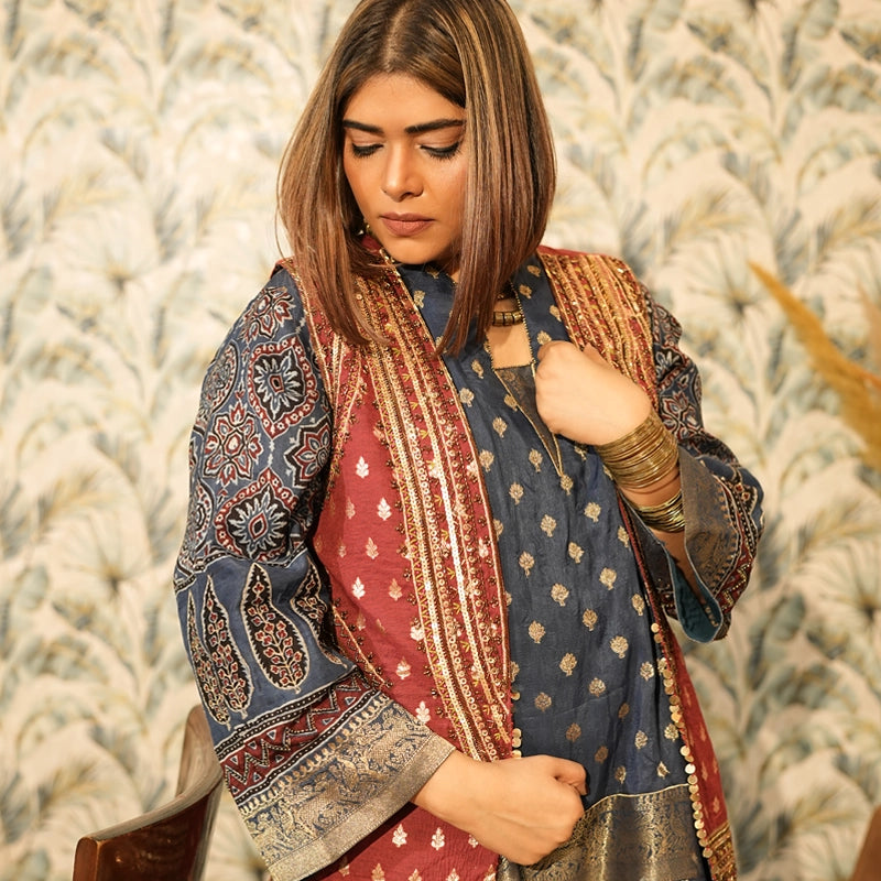 Shifaarish Brocade Reversible Jacket