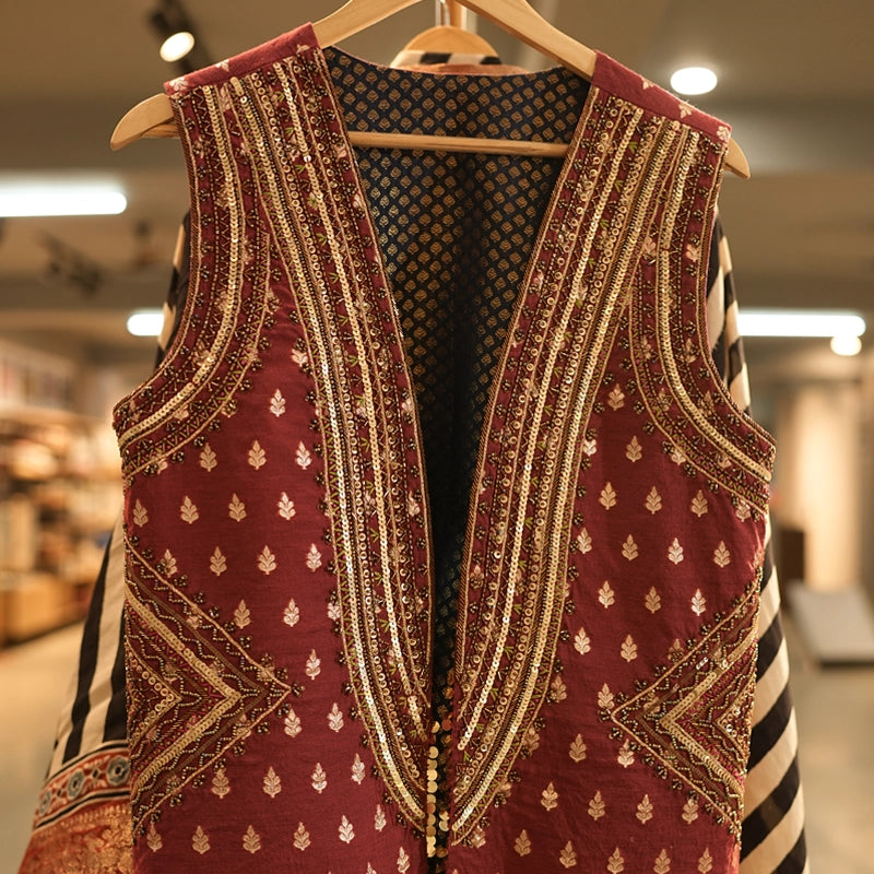 Shifaarish Brocade Reversible Jacket