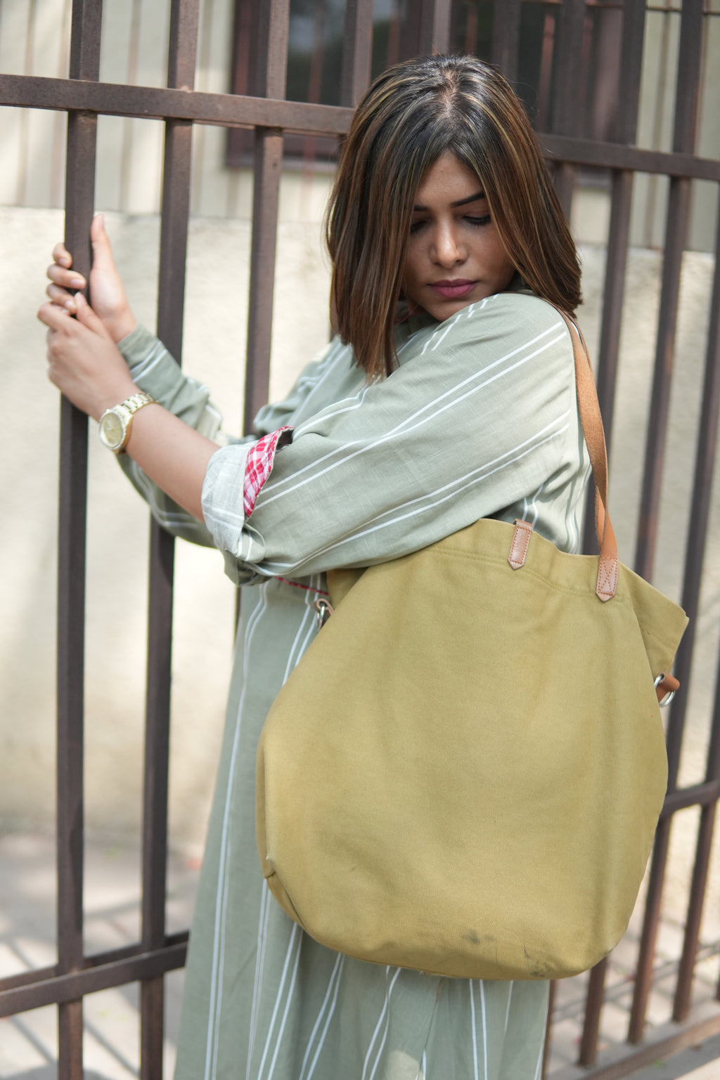 LEHAR LINEN A-LINE CLOSED GHERA LONG KURTA WITH PANTS