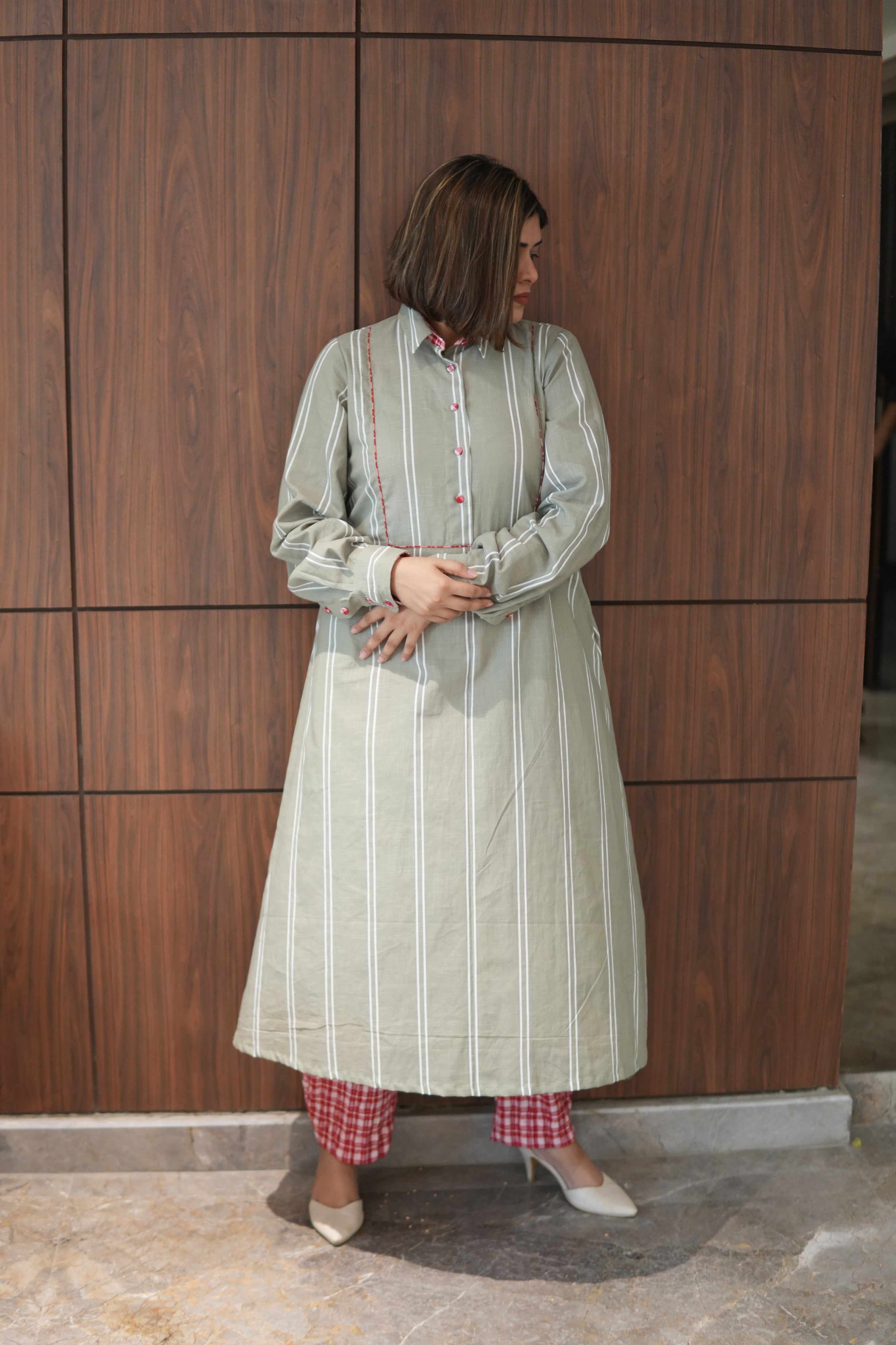 LEHAR LINEN A-LINE CLOSED GHERA LONG KURTA WITH PANTS