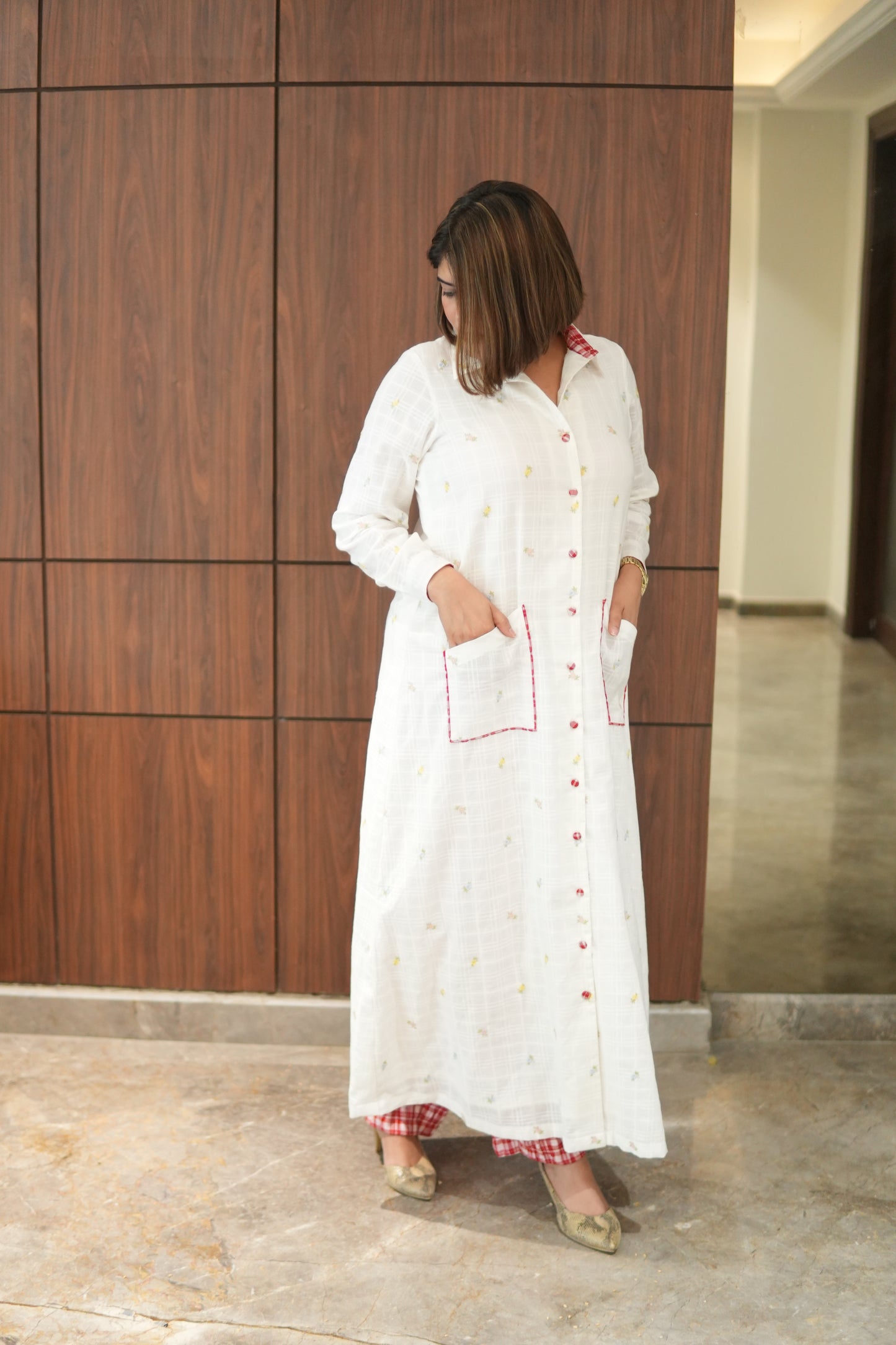 WHITE LILY LONG COTTON BUTTONED SHIRT WITH PANTS