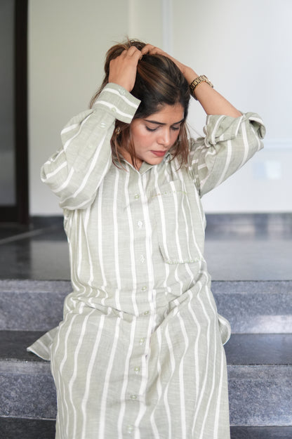 NAZM LINEN LONG SLEEVES KURTA AND PANTS