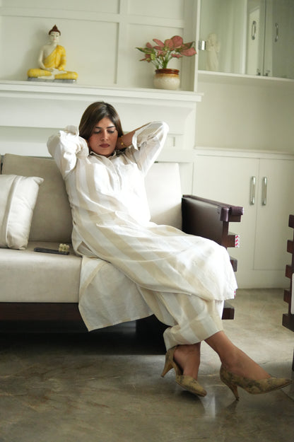 SAAZ LINEN IVORY AND BEIGE KURTA AND PANTS
