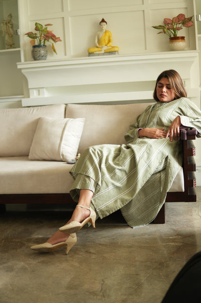 GULZAR OLIVE LINEN KURTA AND PANTS