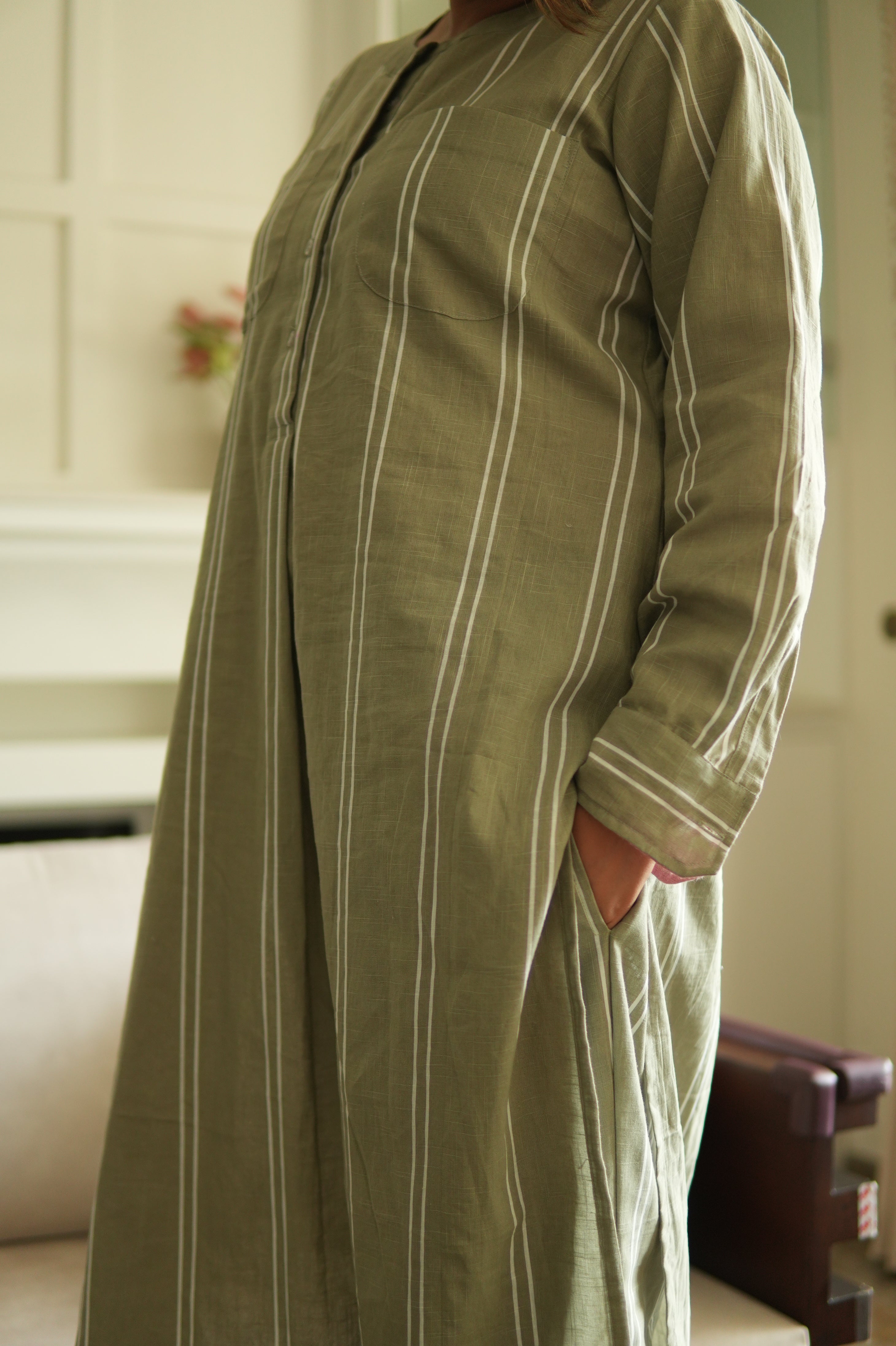 GULZAR OLIVE LINEN KURTA AND PANTS