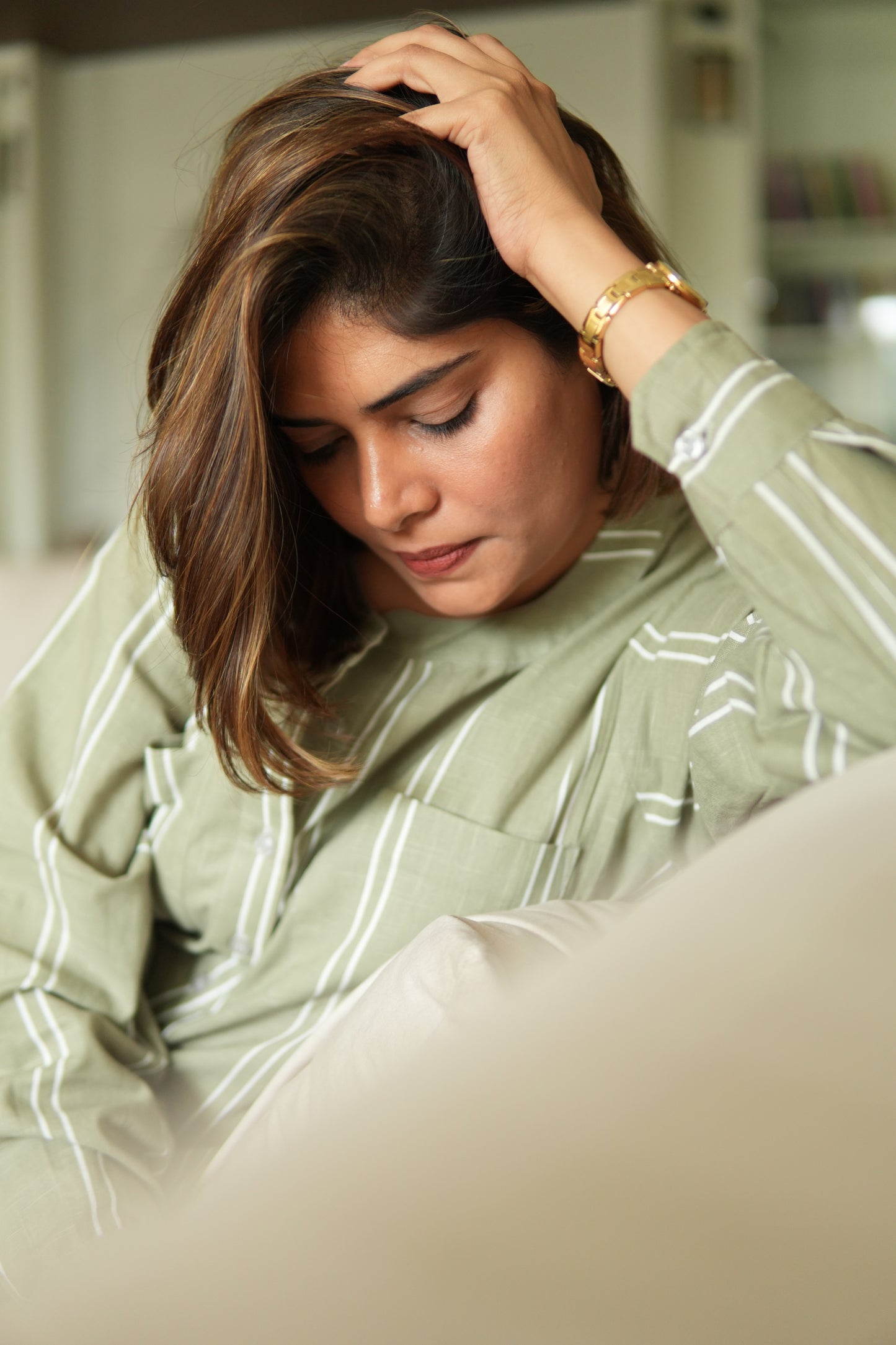 GULZAR OLIVE LINEN KURTA AND PANTS