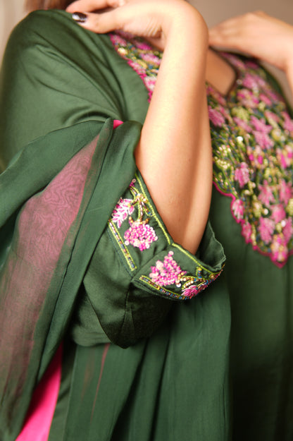 GULBAHAR FLORAL EMBROIDERED KURTA SET