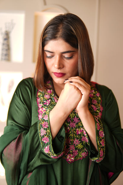 GULBAHAR FLORAL EMBROIDERED KURTA SET